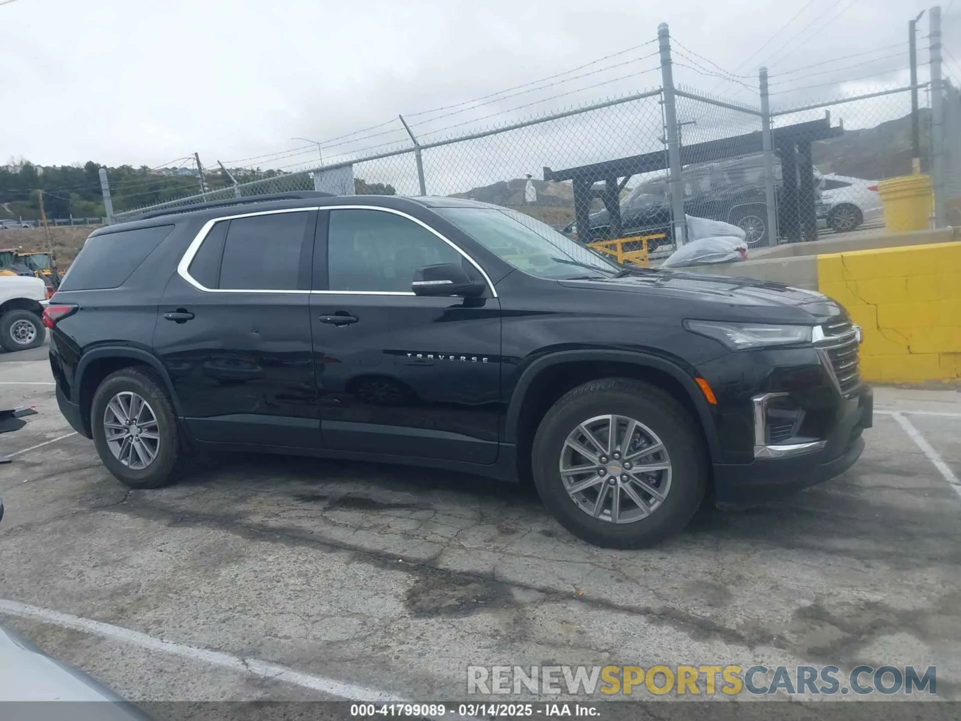 13 Фотография поврежденного автомобиля 1GNERGKW8PJ134174 CHEVROLET TRAVERSE 2023