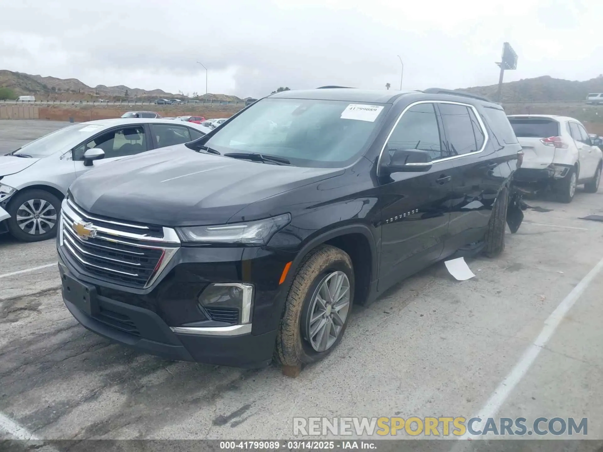 2 Фотография поврежденного автомобиля 1GNERGKW8PJ134174 CHEVROLET TRAVERSE 2023