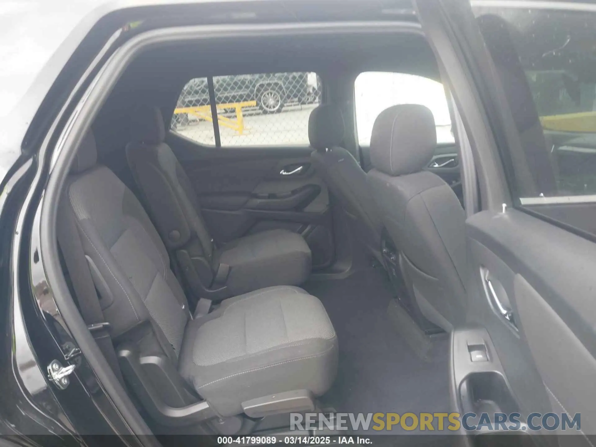 8 Фотография поврежденного автомобиля 1GNERGKW8PJ134174 CHEVROLET TRAVERSE 2023