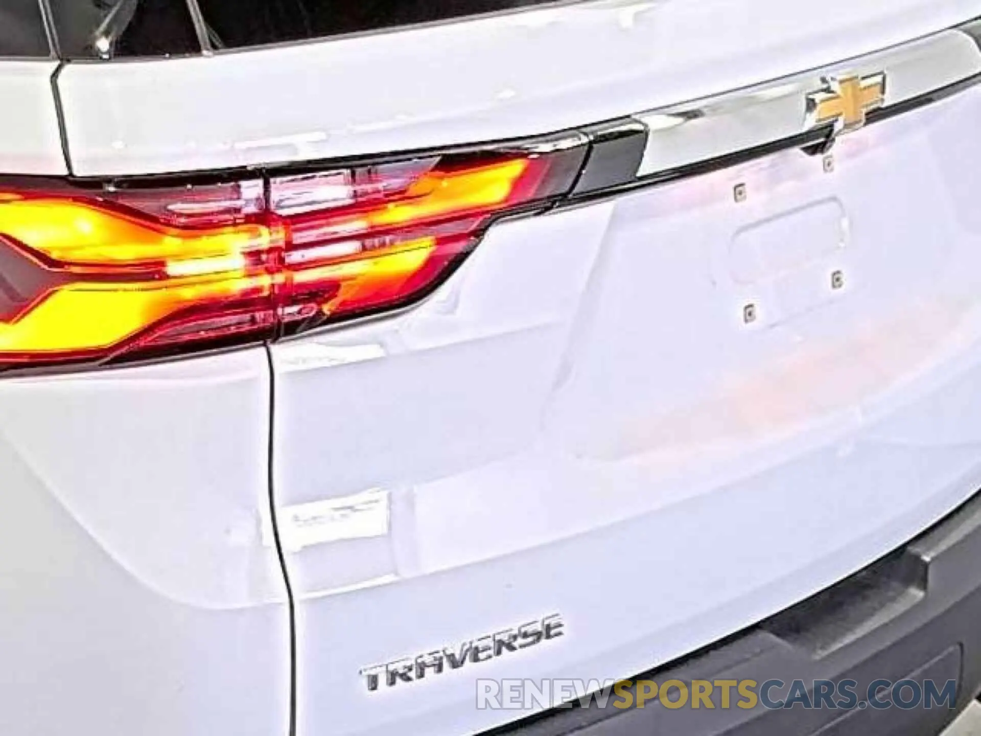 25 Photograph of a damaged car 1GNERGKW8PJ211562 CHEVROLET TRAVERSE 2023