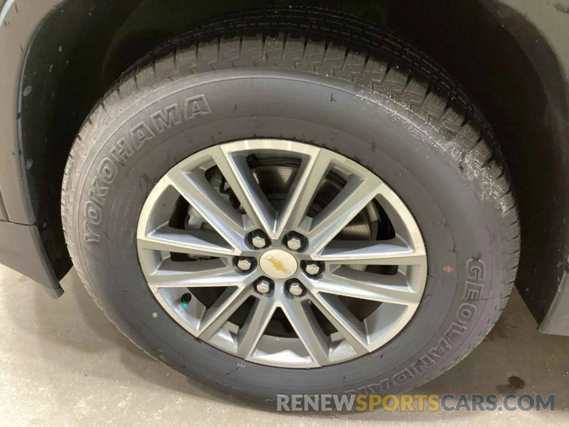 1 Photograph of a damaged car 1GNERGKW9PJ206483 CHEVROLET TRAVERSE 2023