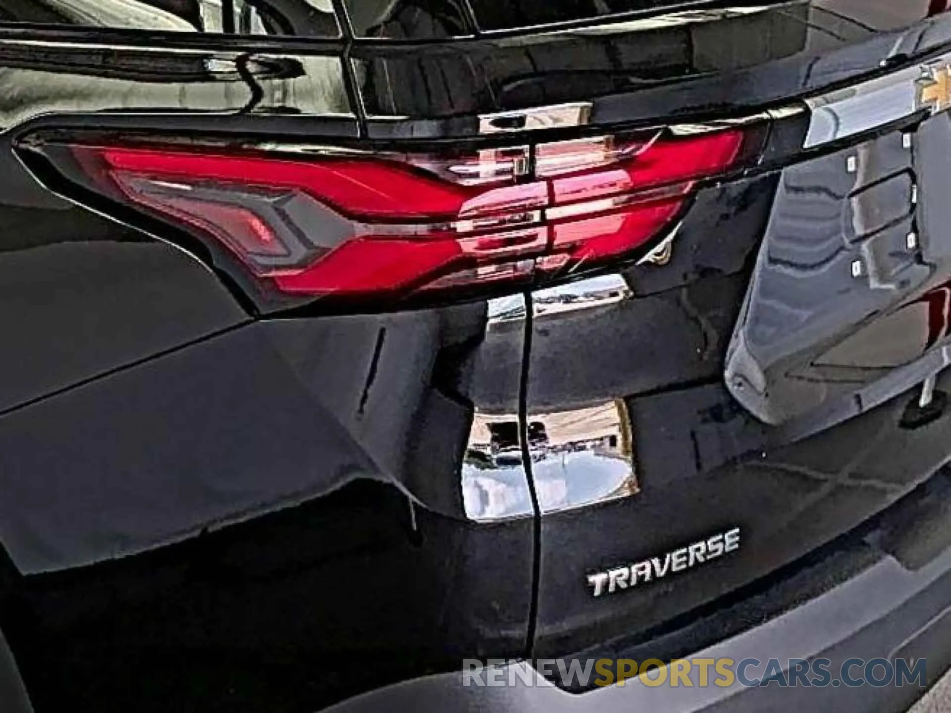 4 Photograph of a damaged car 1GNERGKW9PJ206483 CHEVROLET TRAVERSE 2023