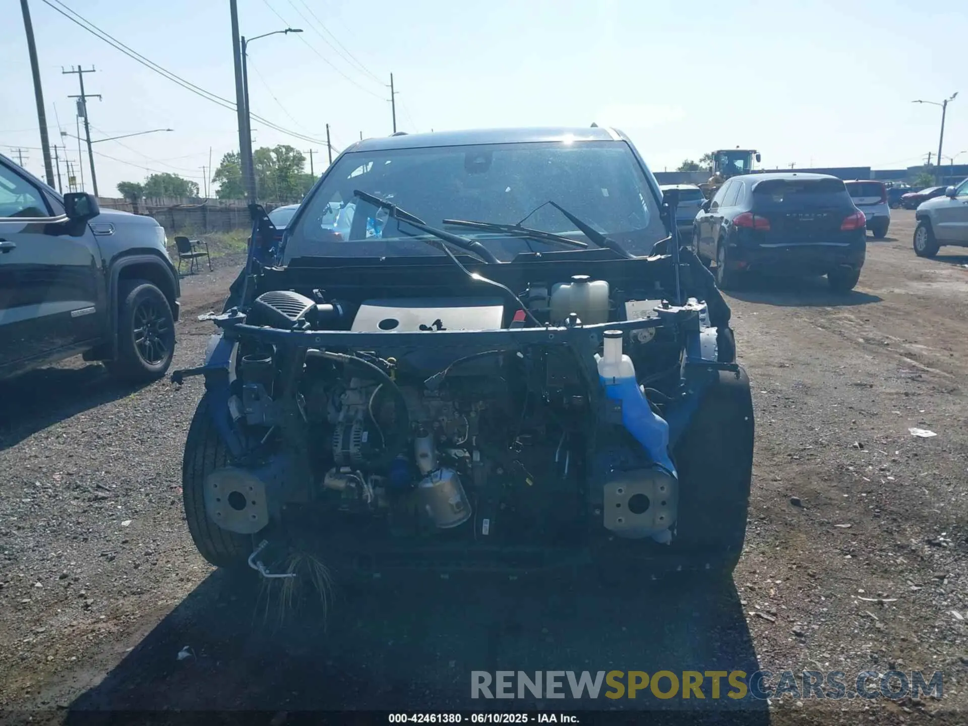 6 Photograph of a damaged car 1GNERGKW9PJ255392 CHEVROLET TRAVERSE 2023