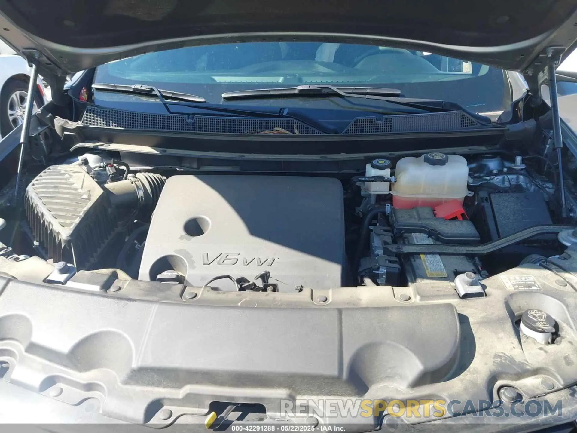 10 Фотография поврежденного автомобиля 1GNERGKWXPJ104352 CHEVROLET TRAVERSE 2023