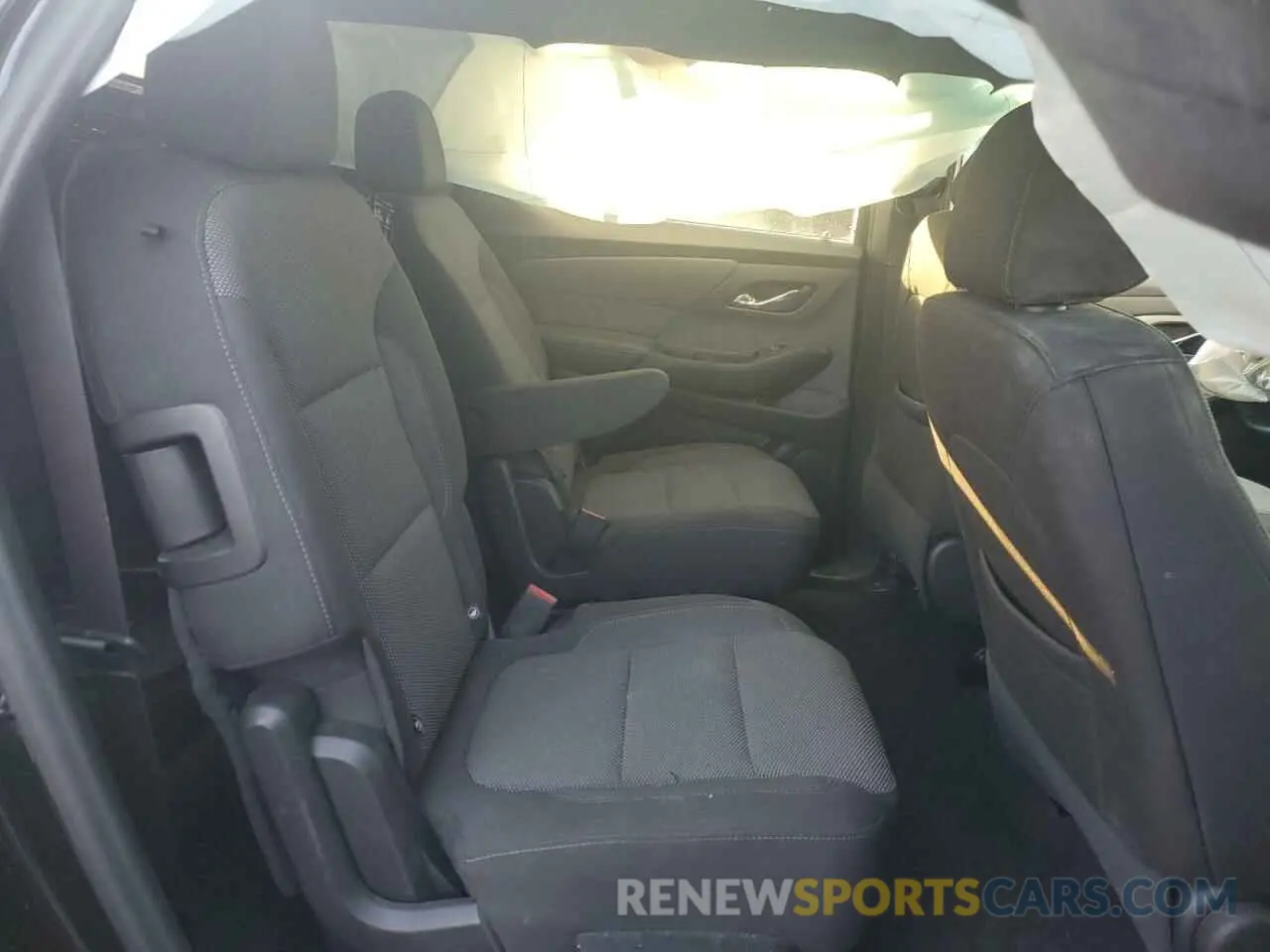 10 Фотография поврежденного автомобиля 1GNERGKWXPJ278454 CHEVROLET TRAVERSE 2023