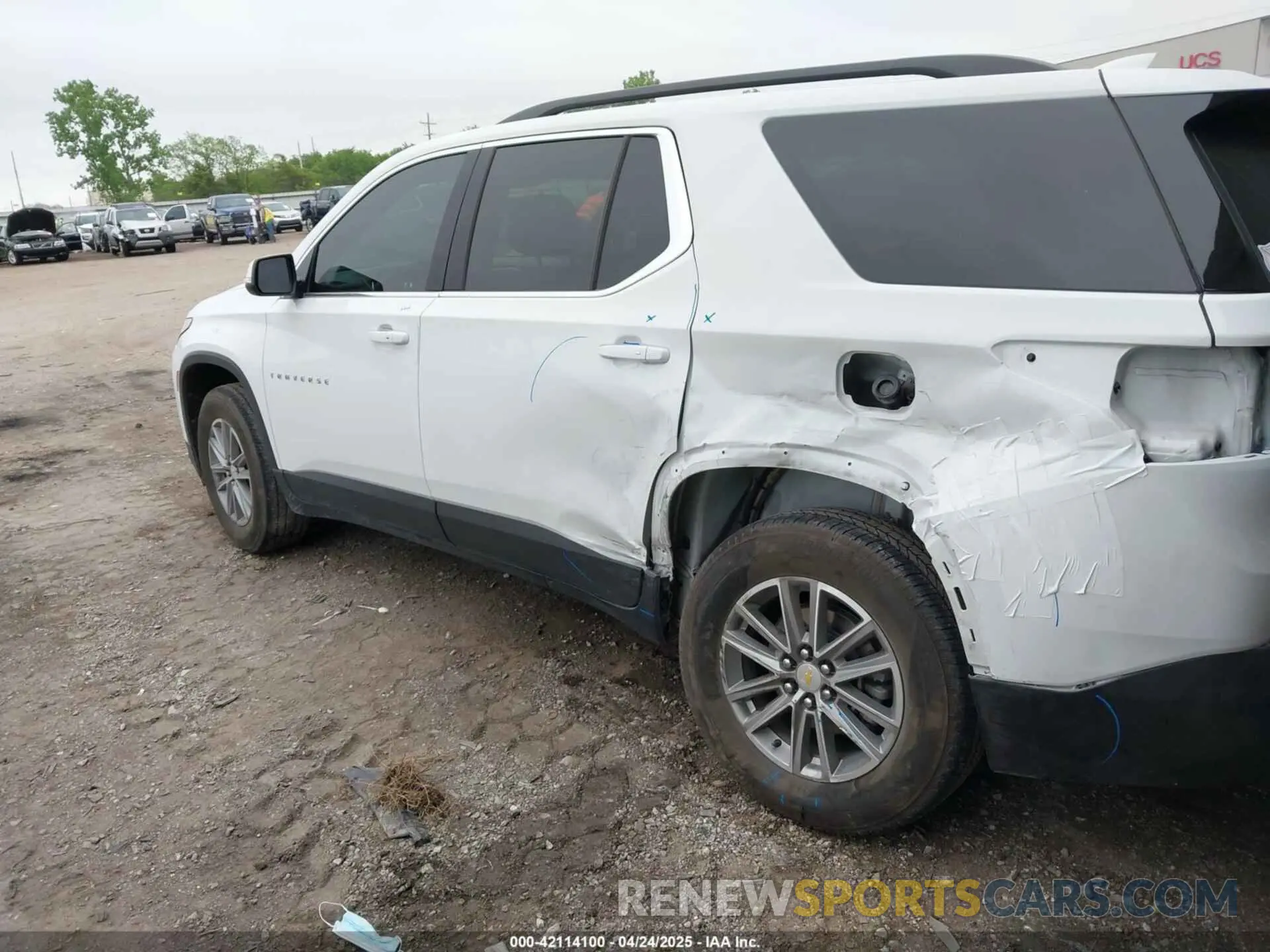 19 Фотография поврежденного автомобиля 1GNERHKWXPJ194379 CHEVROLET TRAVERSE 2023