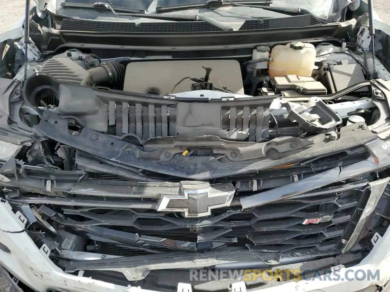 13 Photograph of a damaged car 1GNERJKW8PJ210800 CHEVROLET TRAVERSE 2023