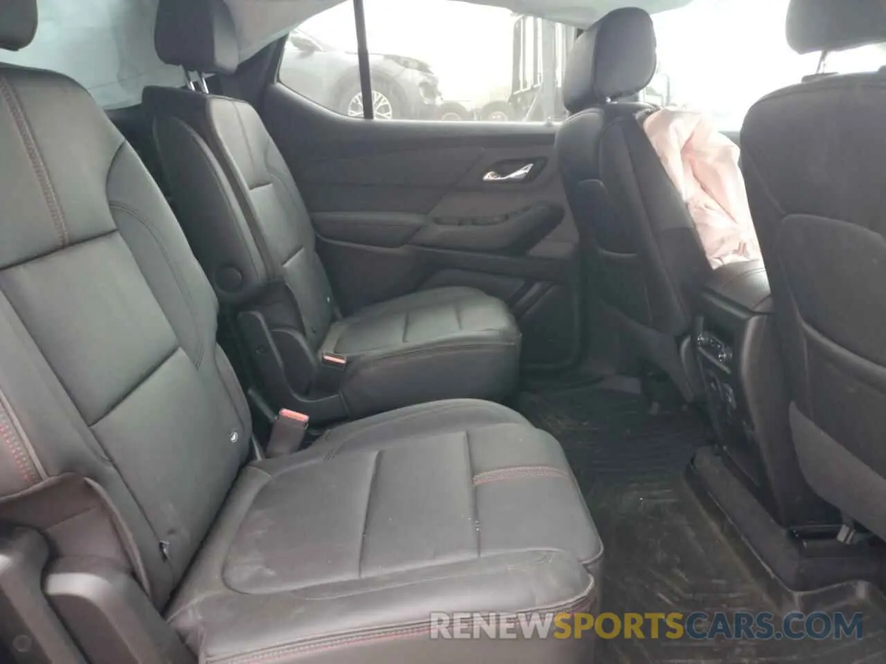 11 Photograph of a damaged car 1GNERJKW9PJ284386 CHEVROLET TRAVERSE 2023