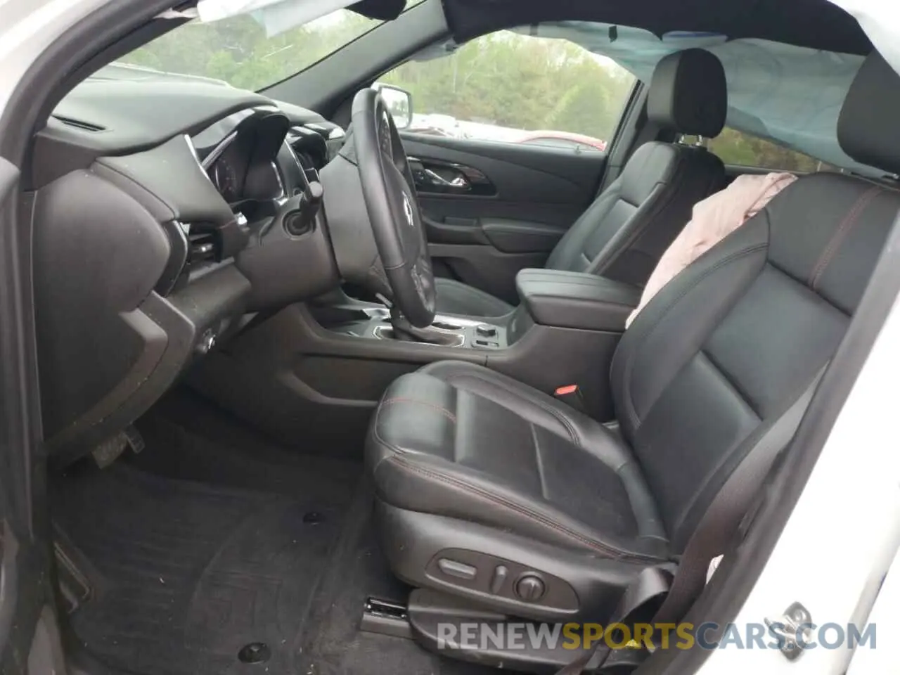 7 Photograph of a damaged car 1GNERJKW9PJ284386 CHEVROLET TRAVERSE 2023