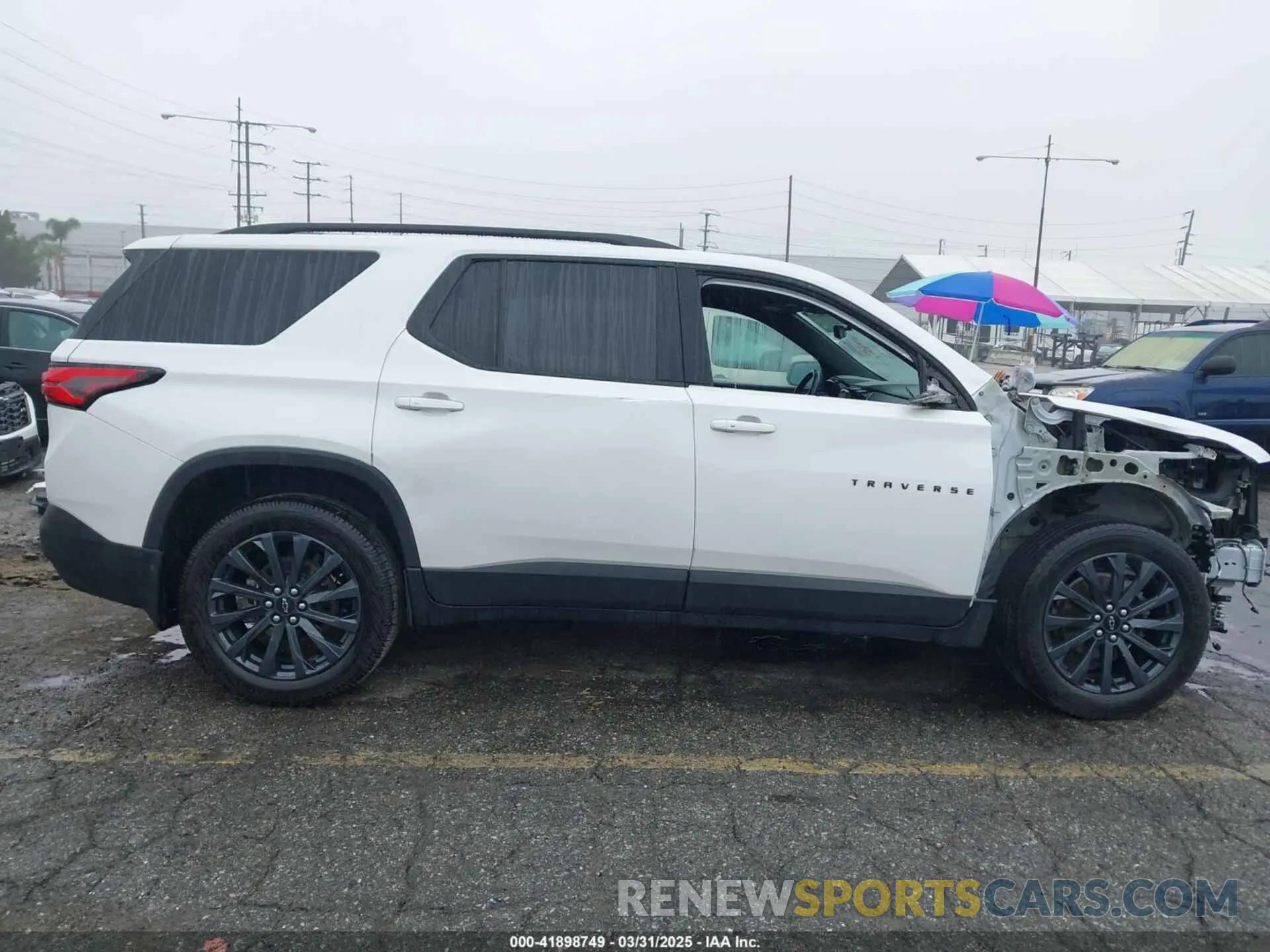 18 Фотография поврежденного автомобиля 1GNERJKWXPJ161017 CHEVROLET TRAVERSE 2023