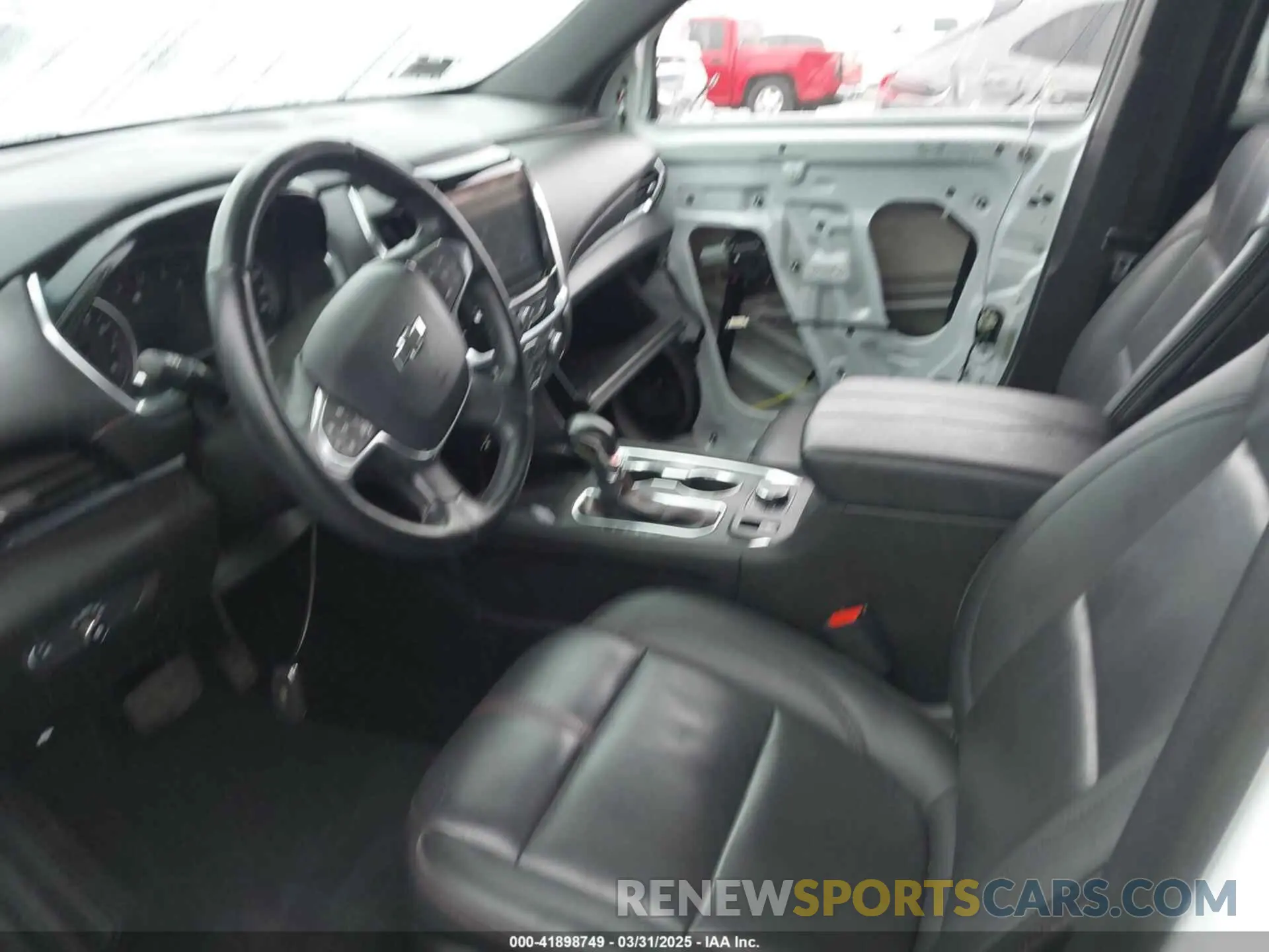 5 Фотография поврежденного автомобиля 1GNERJKWXPJ161017 CHEVROLET TRAVERSE 2023