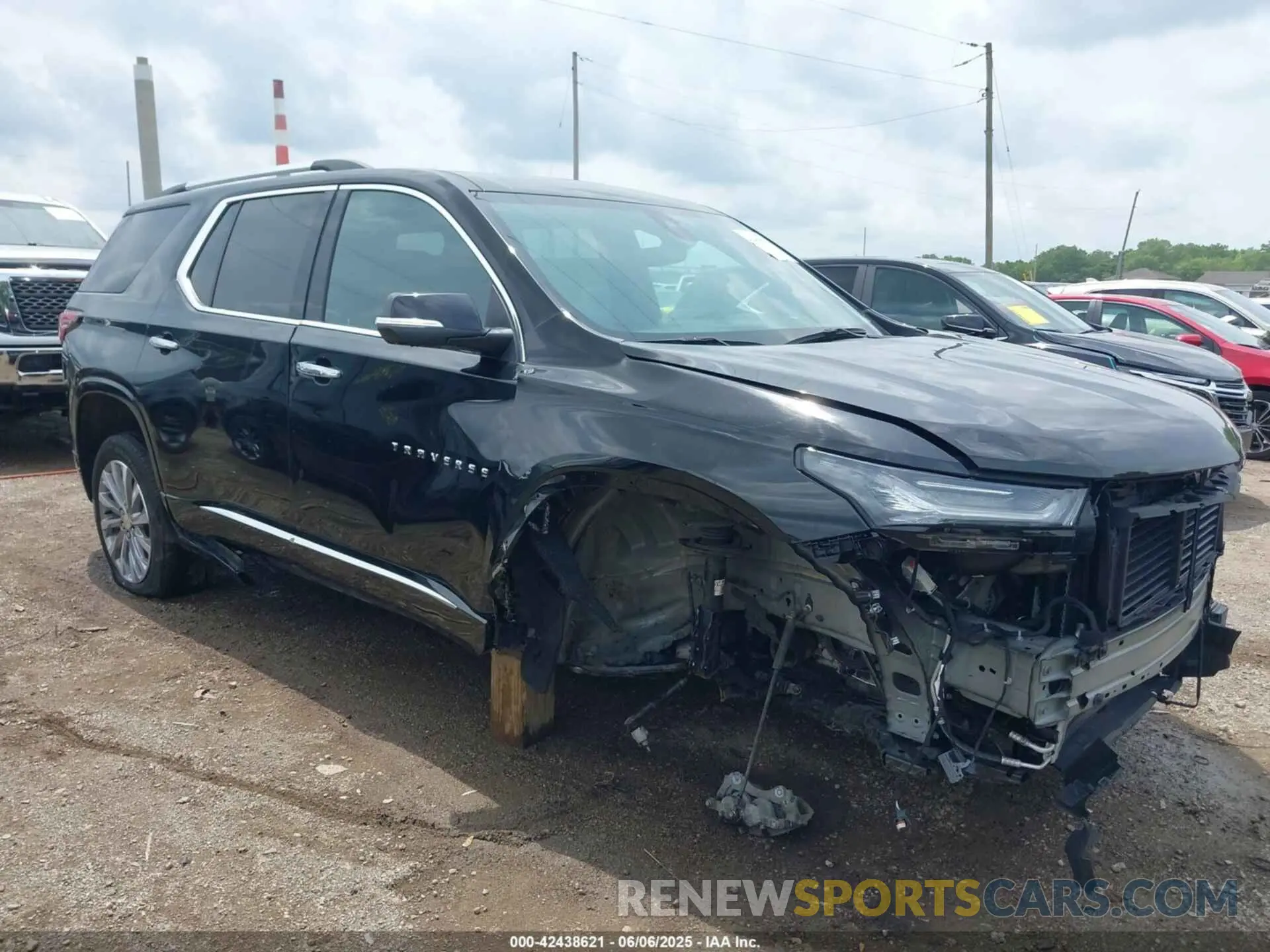 1 Photograph of a damaged car 1GNERKKWXPJ268882 CHEVROLET TRAVERSE 2023