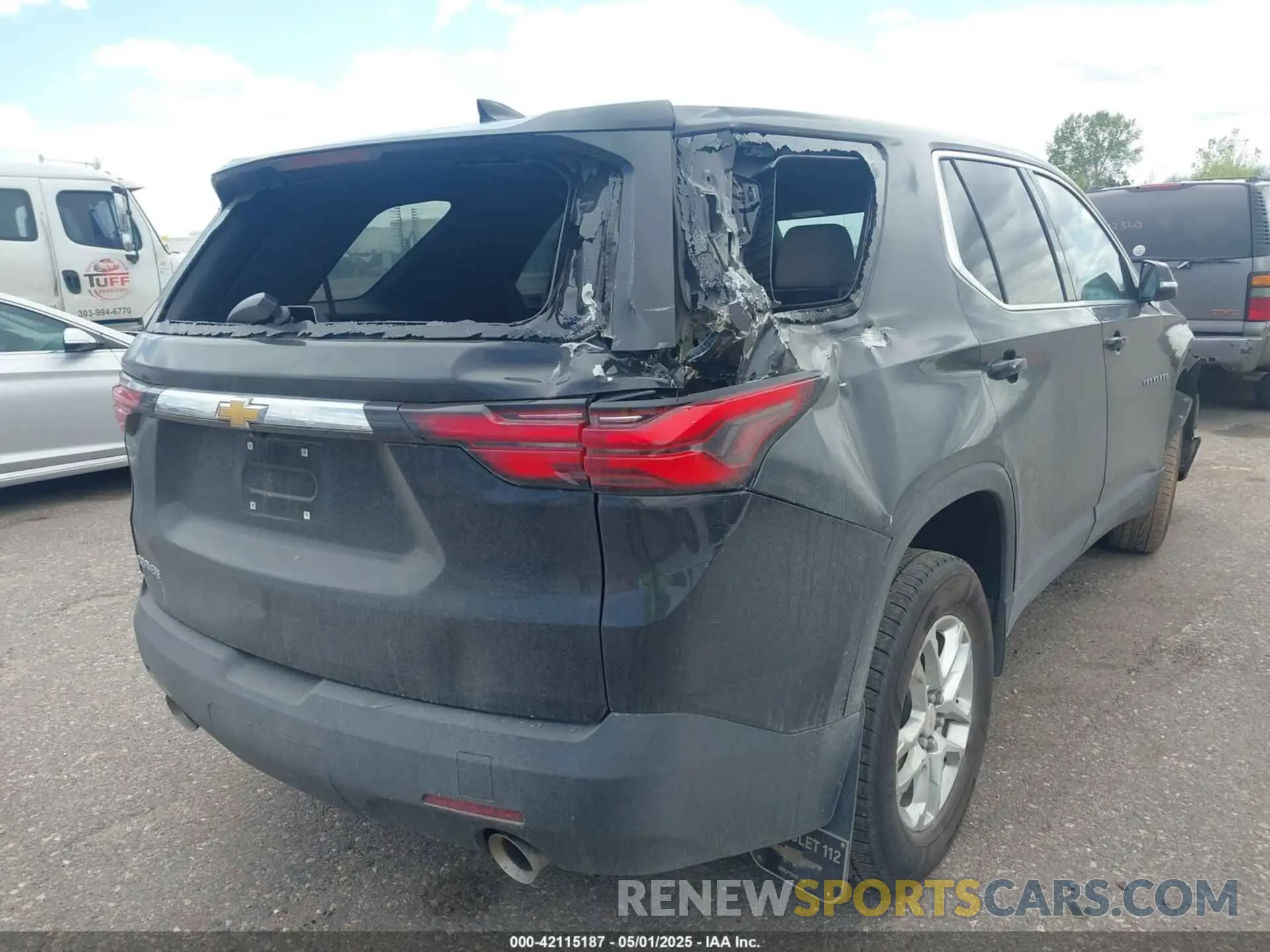 4 Photograph of a damaged car 1GNERLKW7PJ242259 CHEVROLET TRAVERSE 2023