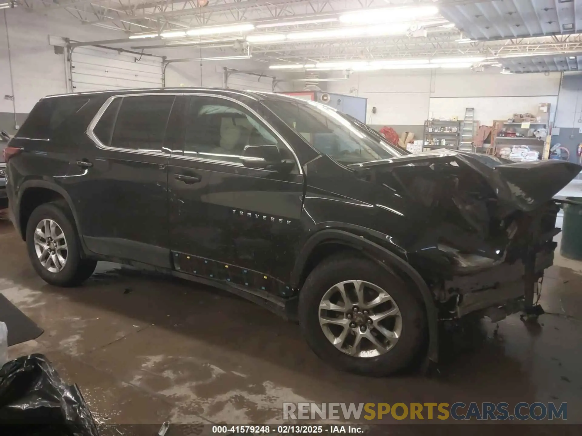 1 Фотография поврежденного автомобиля 1GNEVFKW6PJ334301 CHEVROLET TRAVERSE 2023