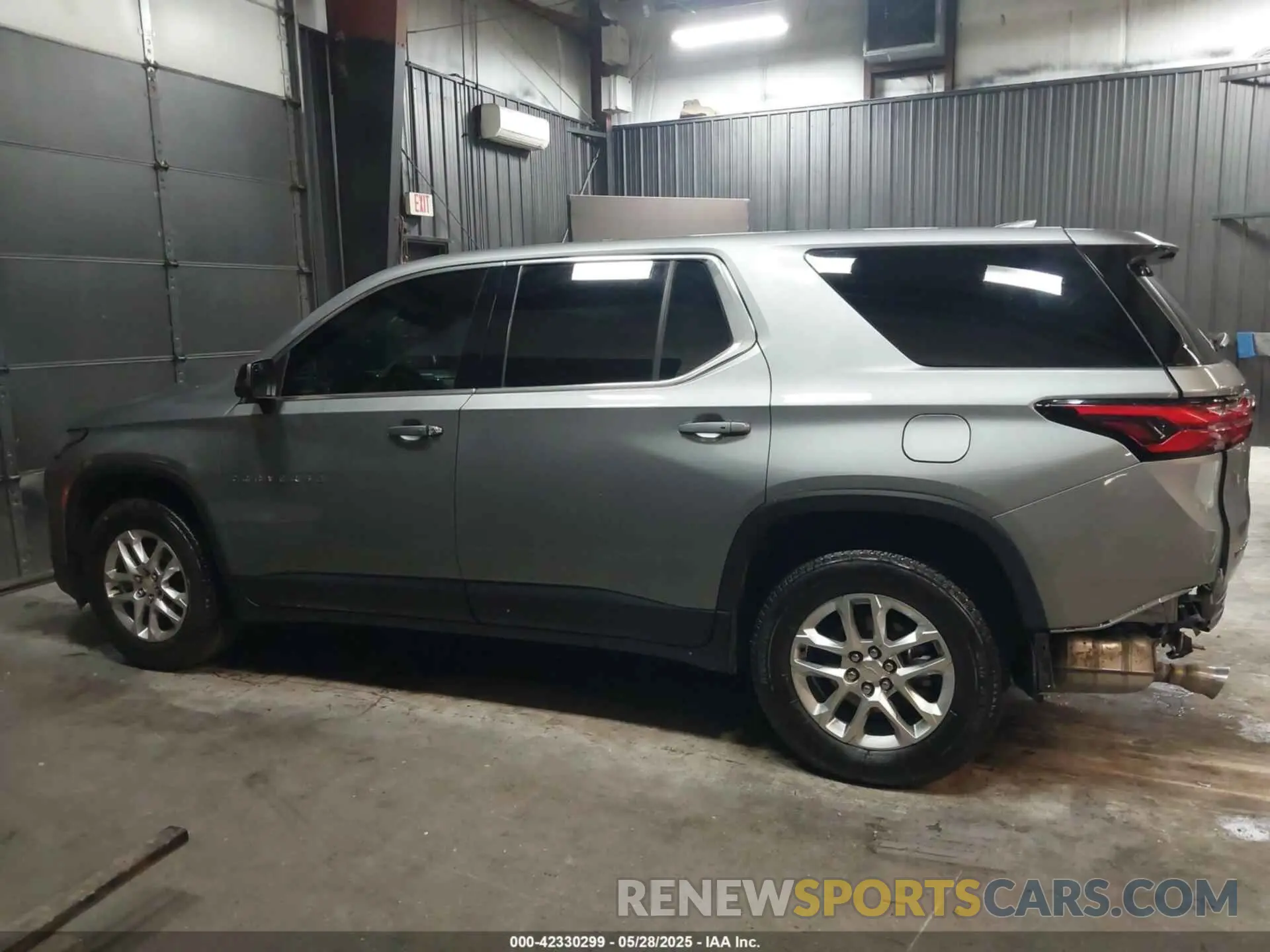 14 Фотография поврежденного автомобиля 1GNEVFKW8PJ141826 CHEVROLET TRAVERSE 2023