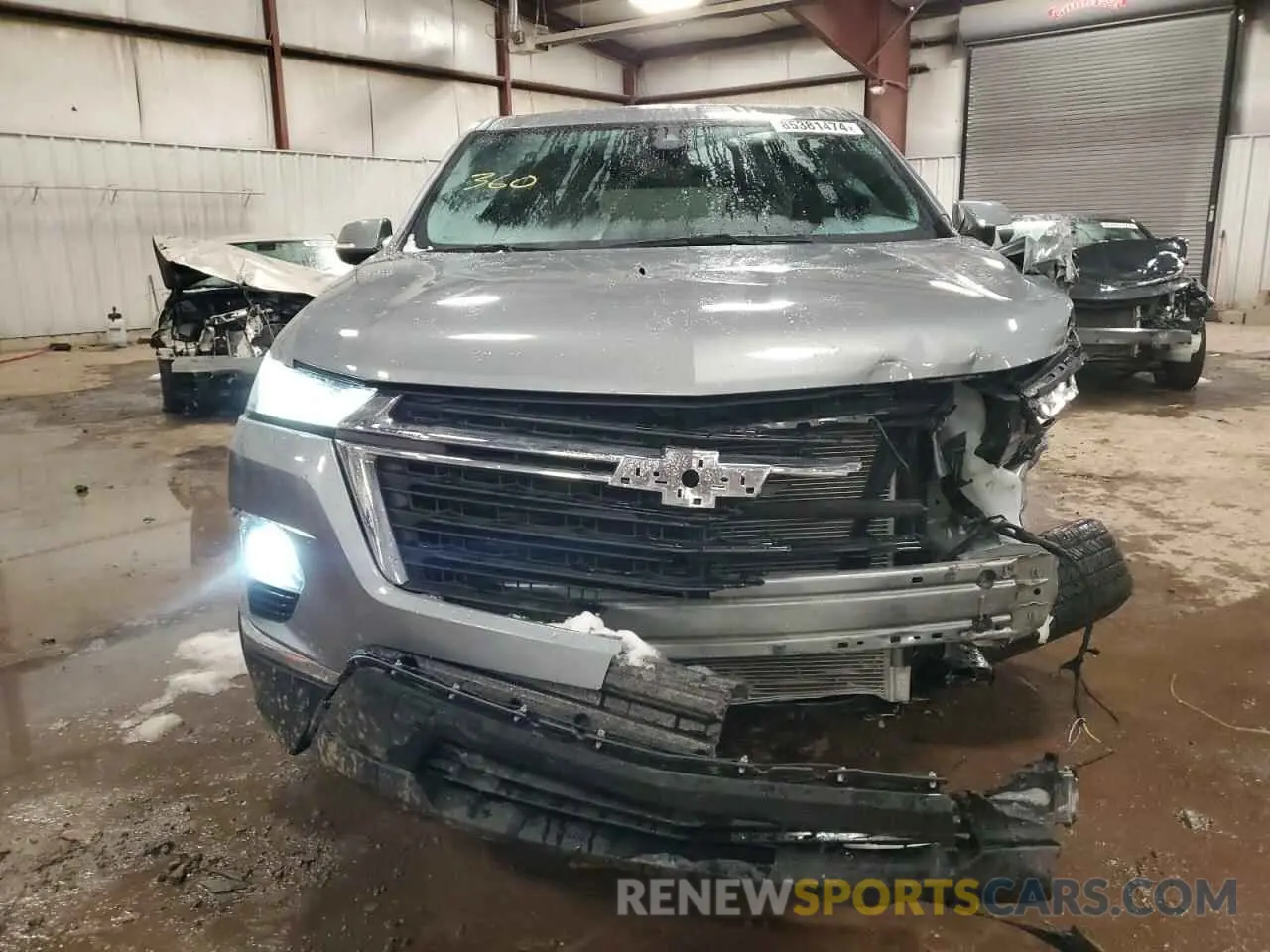 5 Photograph of a damaged car 1GNEVFKW8PJ333117 CHEVROLET TRAVERSE 2023