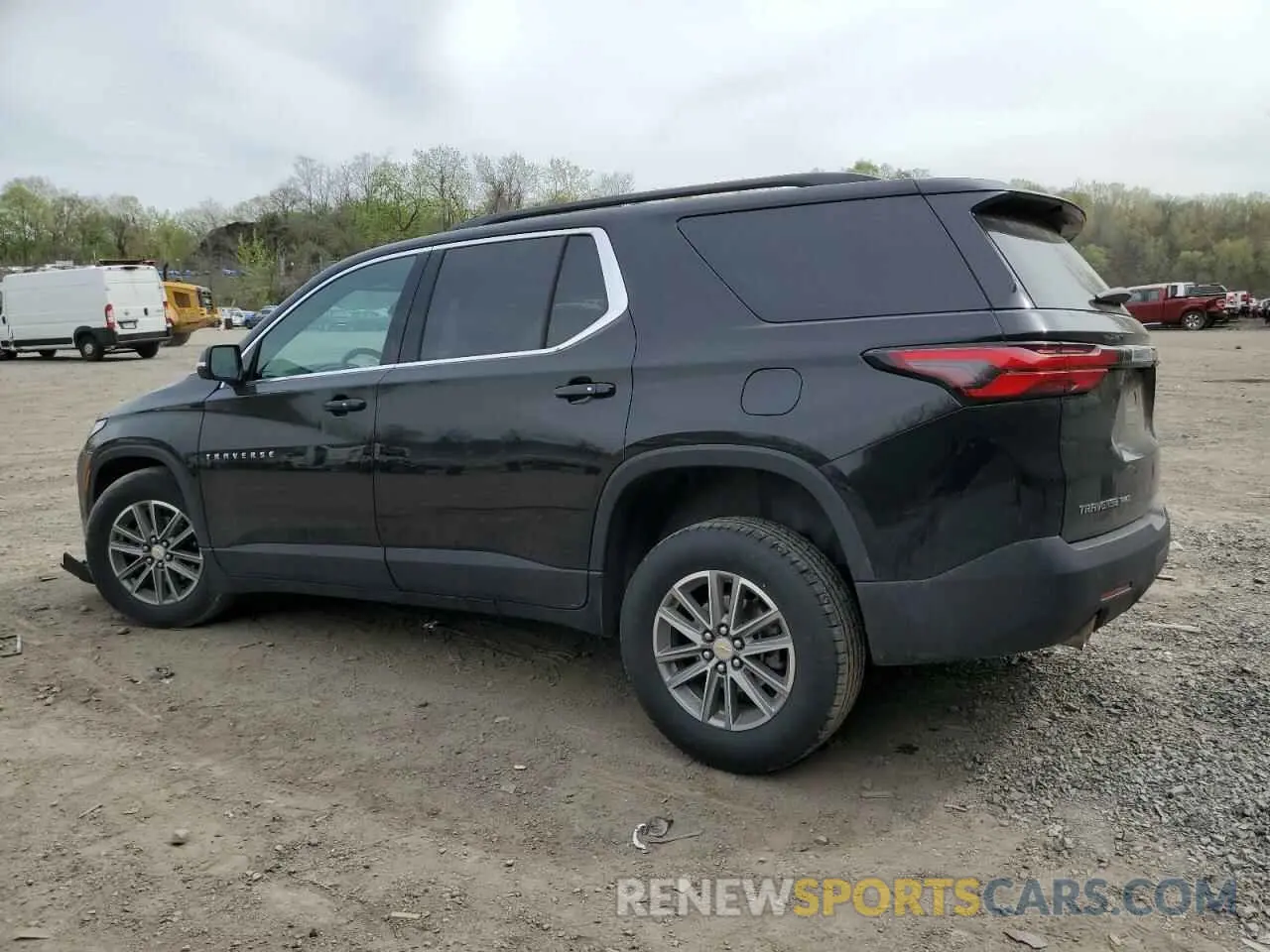 2 Photograph of a damaged car 1GNEVGKW2PJ237263 CHEVROLET TRAVERSE 2023