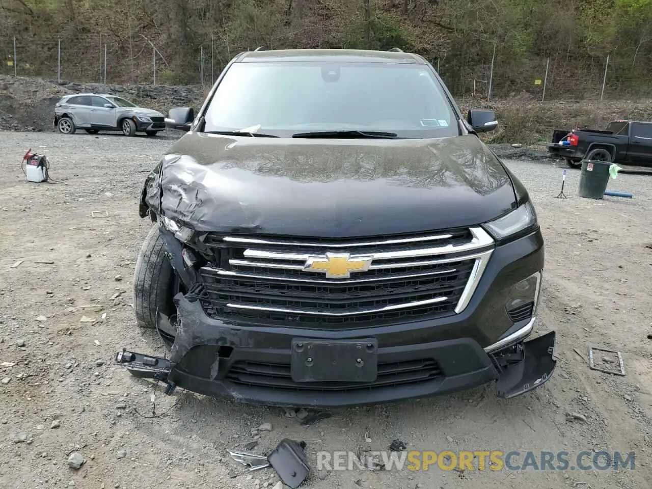 5 Photograph of a damaged car 1GNEVGKW2PJ237263 CHEVROLET TRAVERSE 2023