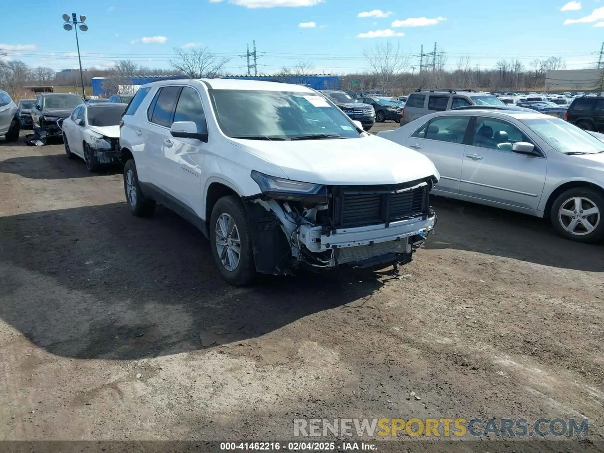 1 Photograph of a damaged car 1GNEVGKW3PJ224425 CHEVROLET TRAVERSE 2023