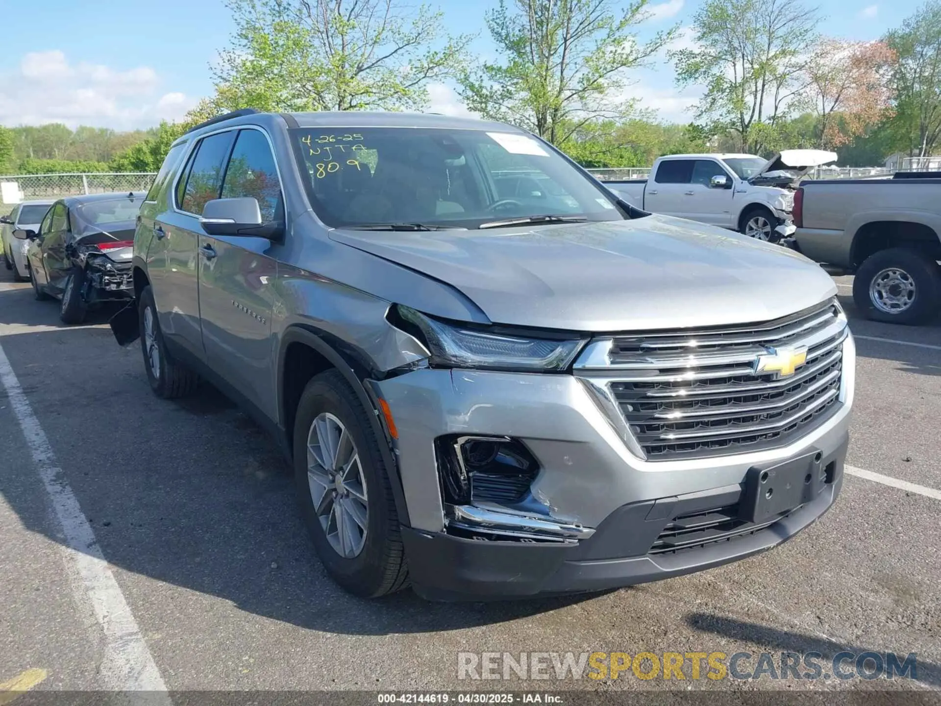 1 Photograph of a damaged car 1GNEVGKW3PJ336948 CHEVROLET TRAVERSE 2023