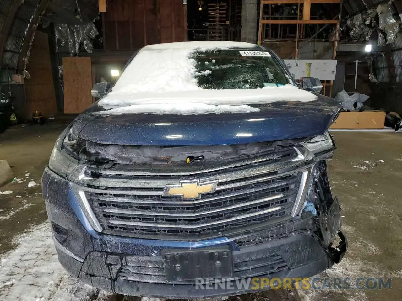 5 Фотография поврежденного автомобиля 1GNEVGKW4PJ106996 CHEVROLET TRAVERSE 2023