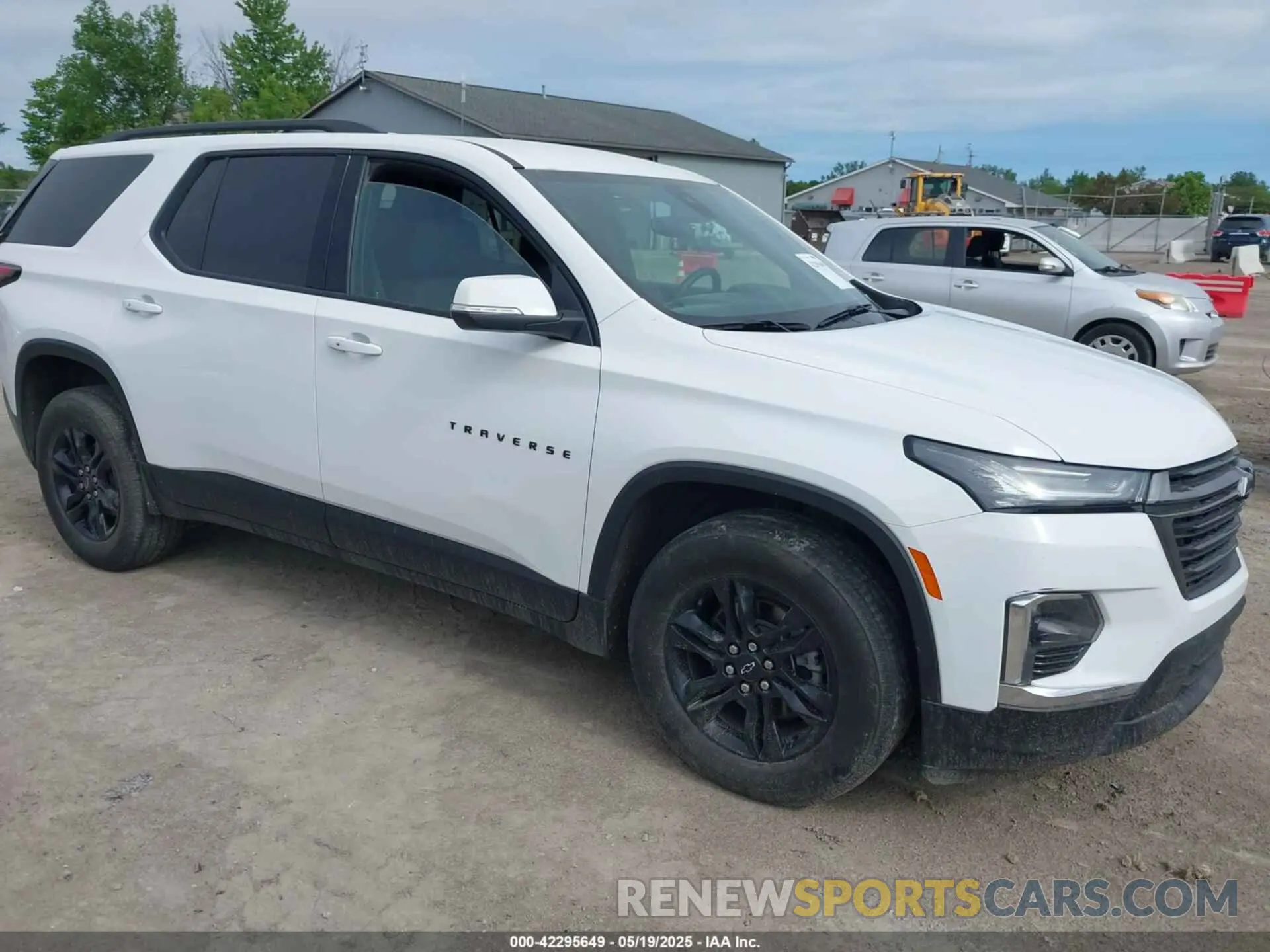 1 Photograph of a damaged car 1GNEVGKW4PJ172240 CHEVROLET TRAVERSE 2023