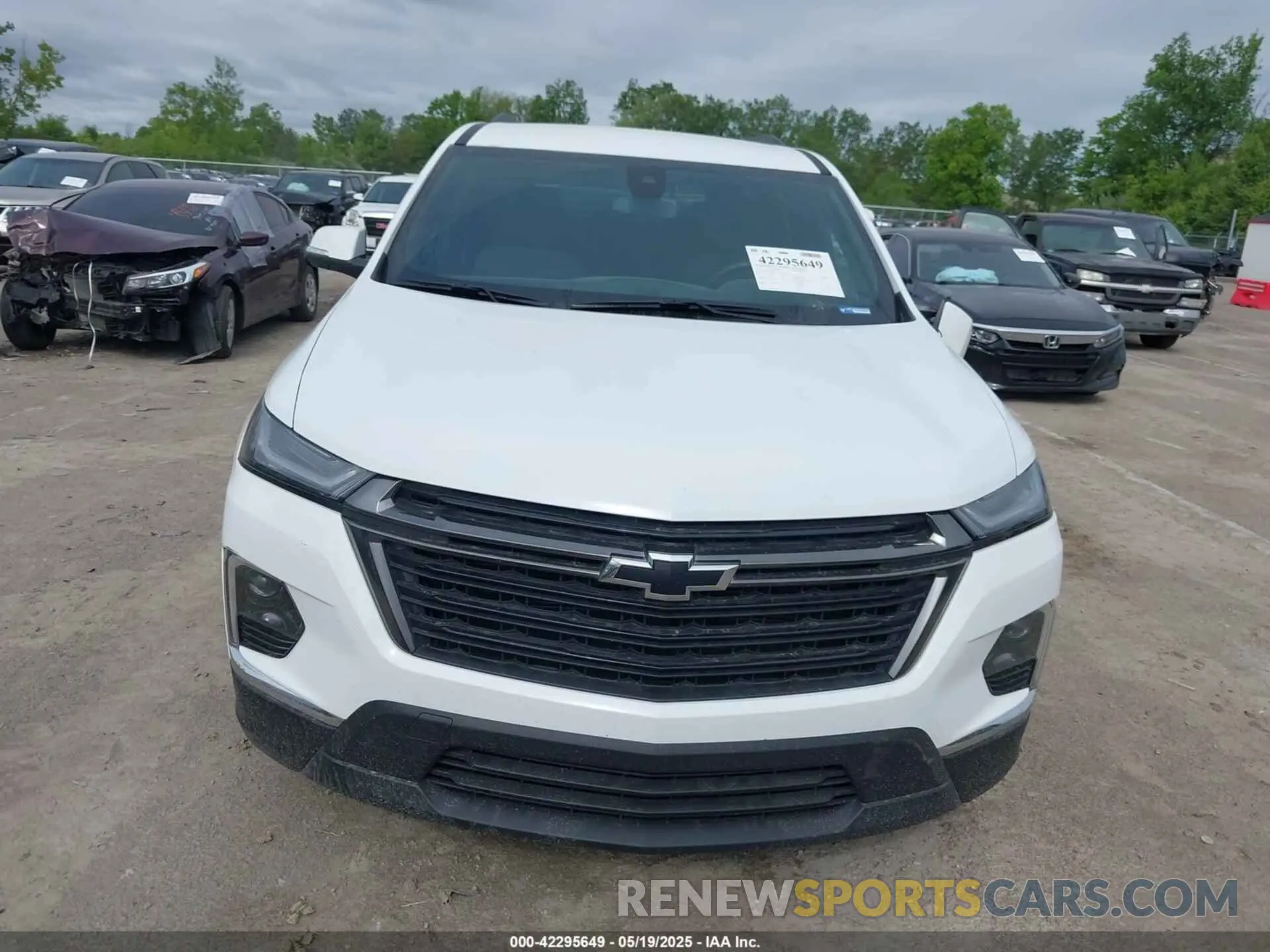 12 Photograph of a damaged car 1GNEVGKW4PJ172240 CHEVROLET TRAVERSE 2023