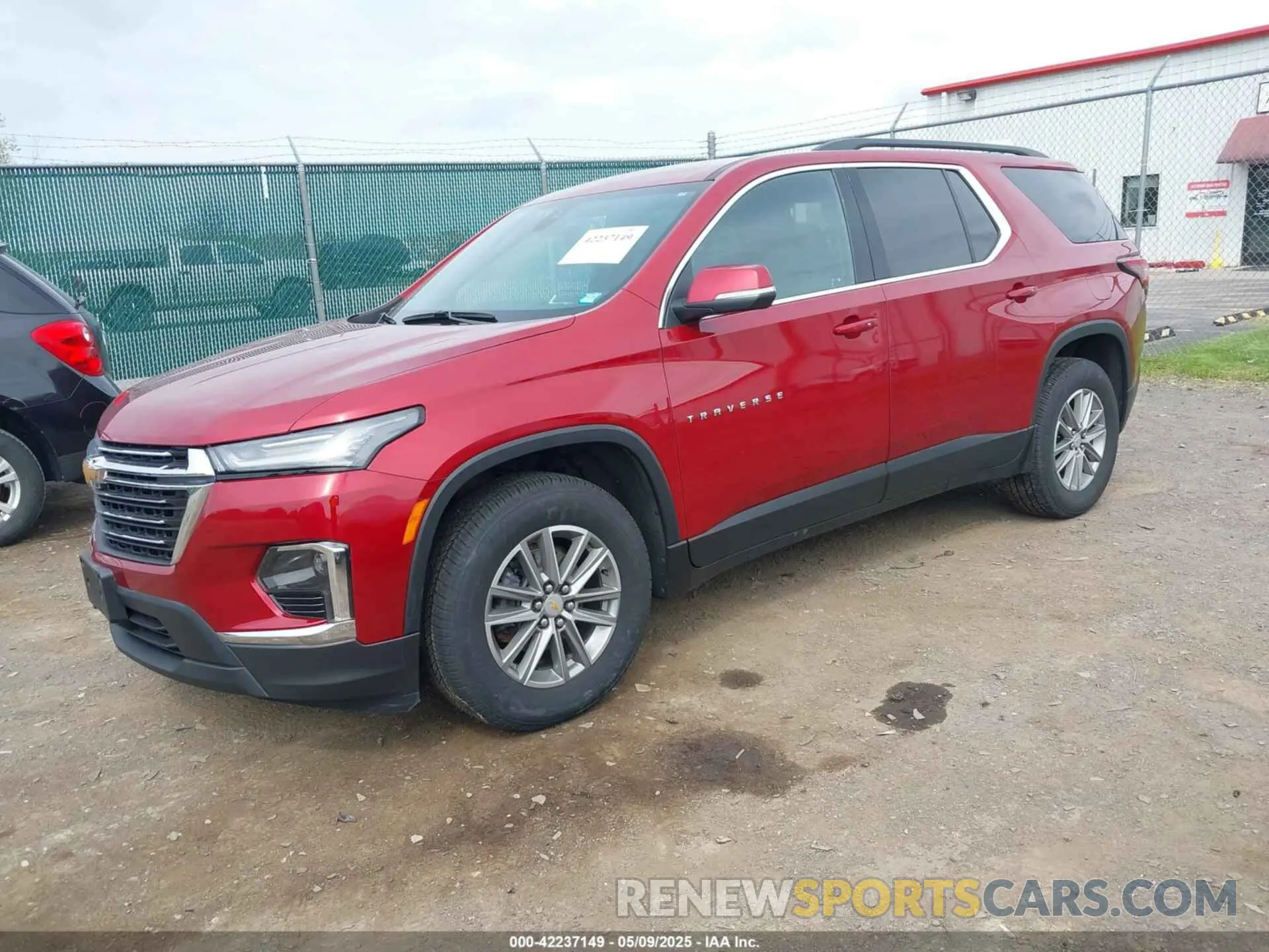 2 Фотография поврежденного автомобиля 1GNEVGKW4PJ277991 CHEVROLET TRAVERSE 2023