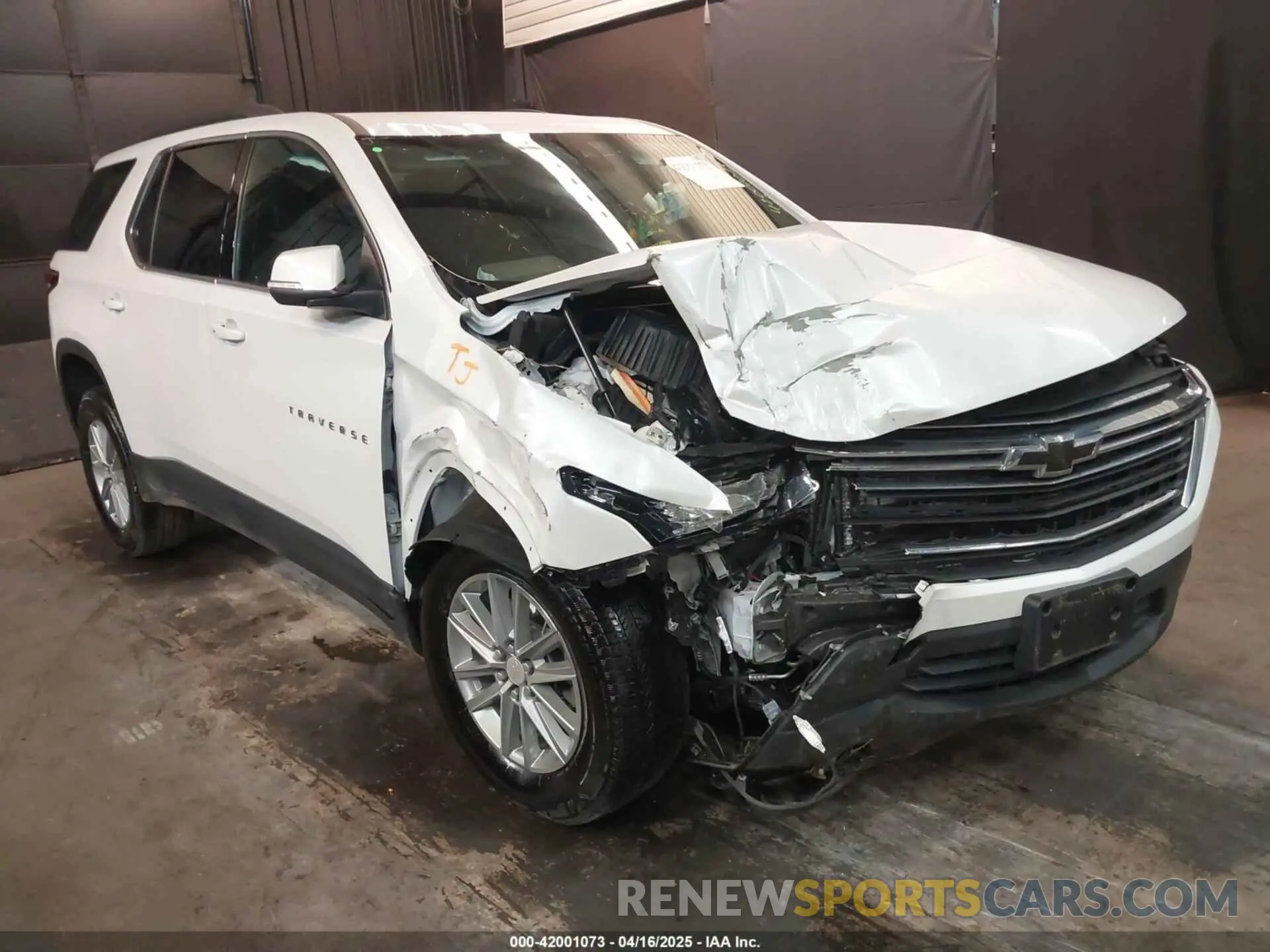 1 Photograph of a damaged car 1GNEVGKW4PJ332410 CHEVROLET TRAVERSE 2023