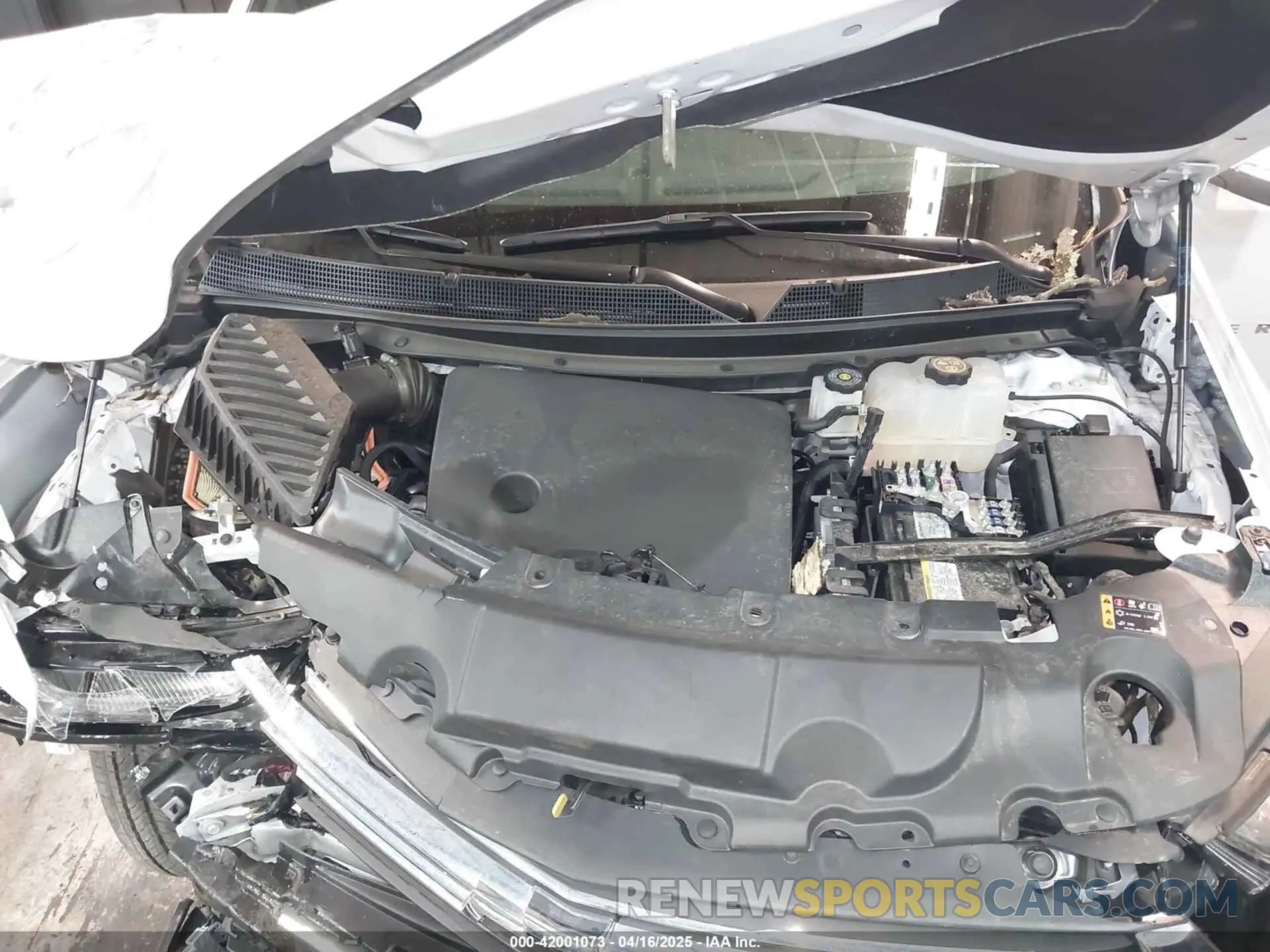 10 Photograph of a damaged car 1GNEVGKW4PJ332410 CHEVROLET TRAVERSE 2023