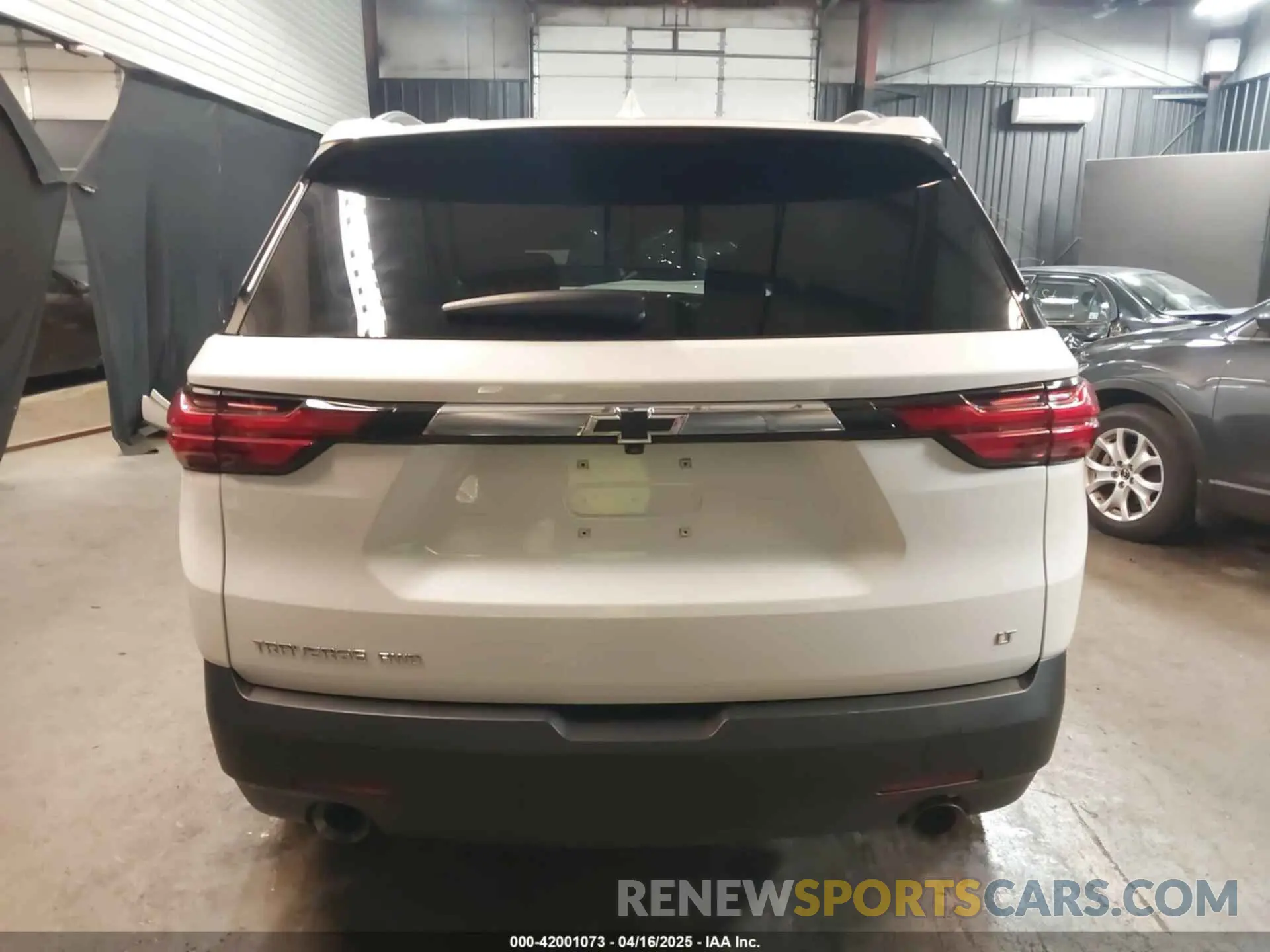16 Photograph of a damaged car 1GNEVGKW4PJ332410 CHEVROLET TRAVERSE 2023