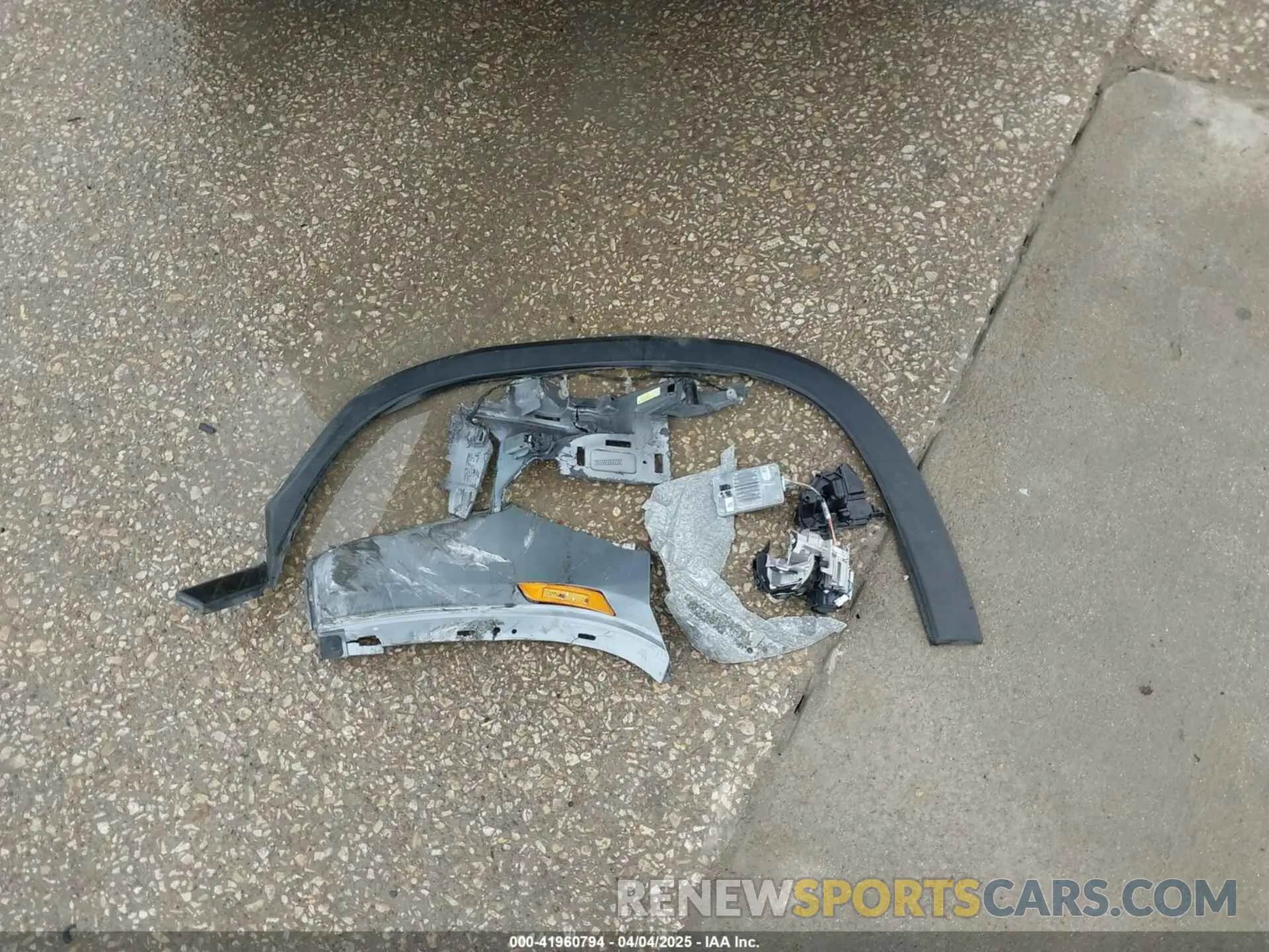 12 Фотография поврежденного автомобиля 1GNEVGKW5PJ243297 CHEVROLET TRAVERSE 2023