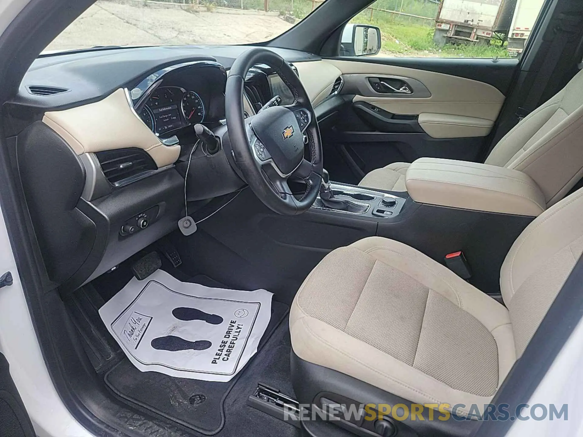4 Фотография поврежденного автомобиля 1GNEVGKW6PJ145427 CHEVROLET TRAVERSE 2023