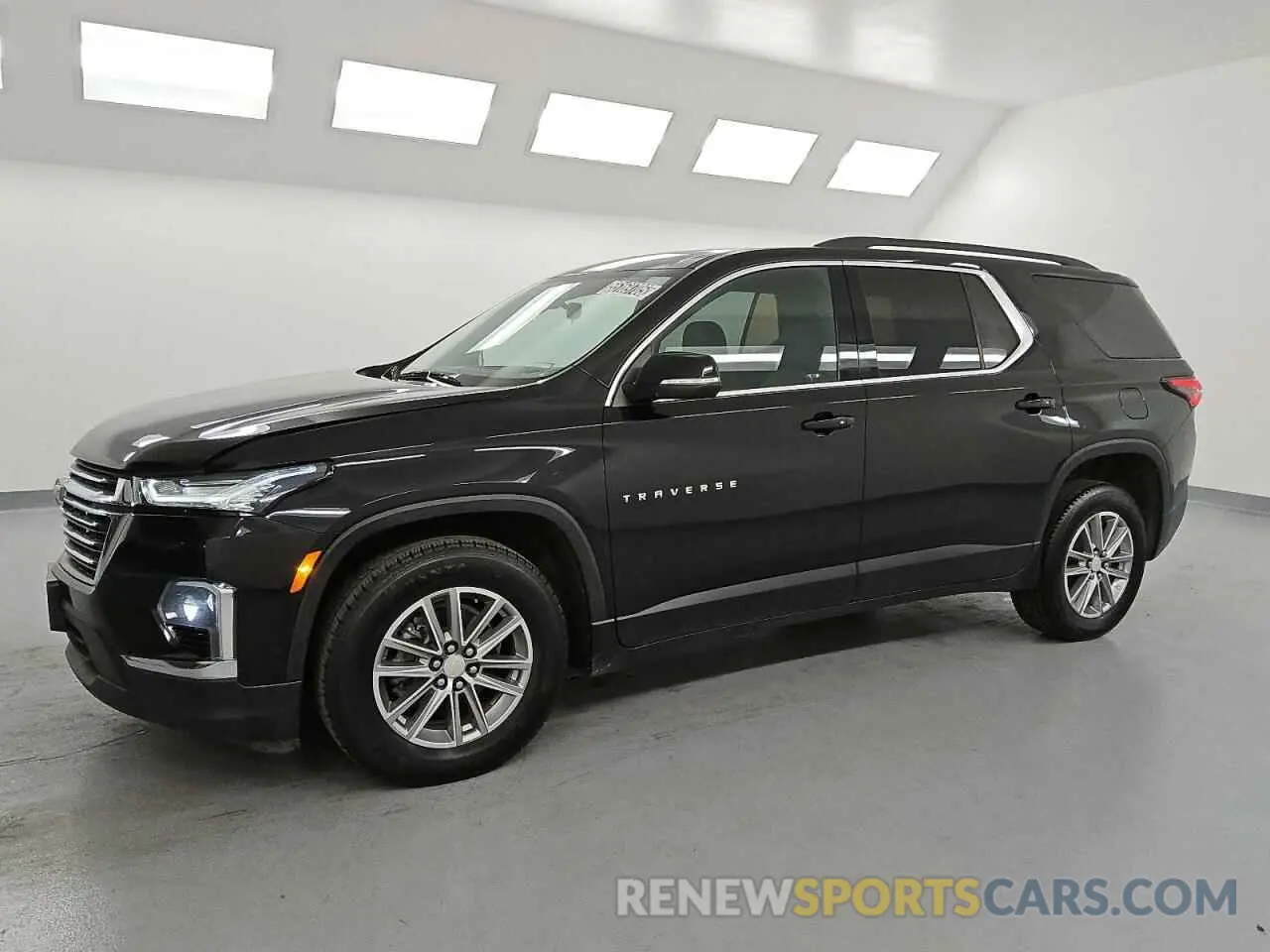 1 Фотография поврежденного автомобиля 1GNEVGKW7PJ148353 CHEVROLET TRAVERSE 2023
