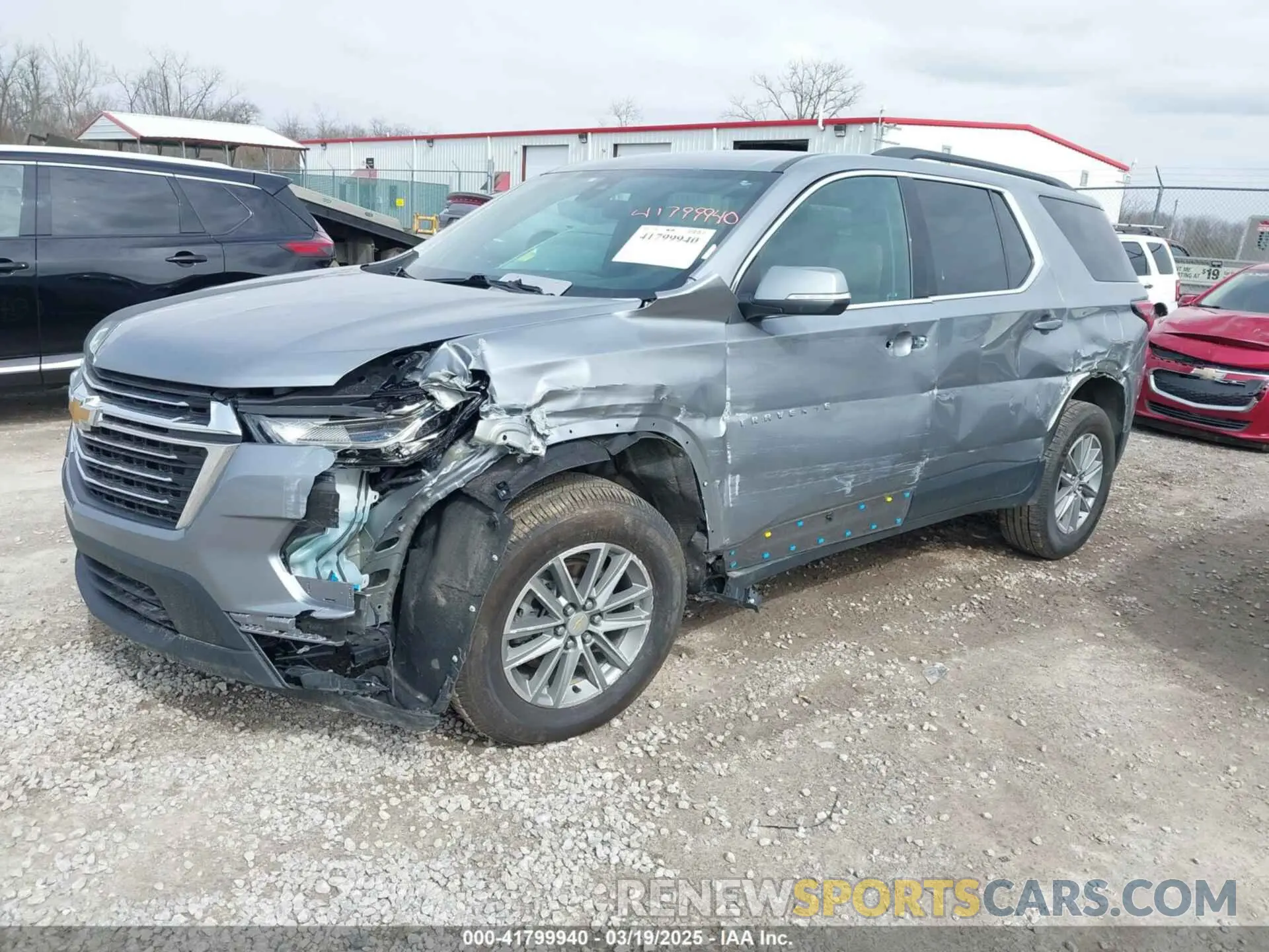 2 Фотография поврежденного автомобиля 1GNEVGKW7PJ242071 CHEVROLET TRAVERSE 2023