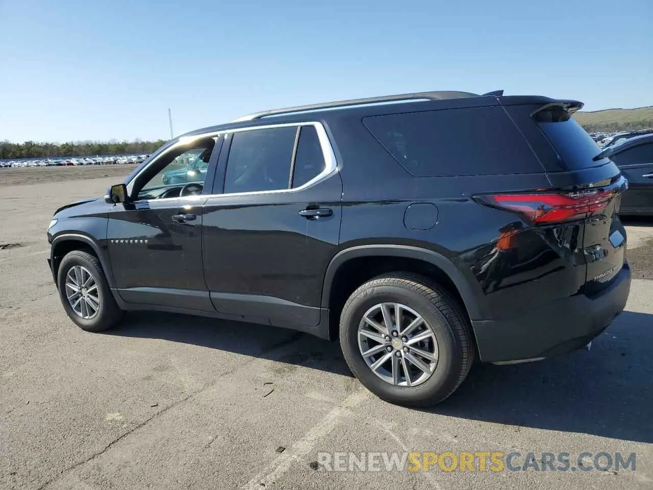 2 Photograph of a damaged car 1GNEVGKW7PJ284787 CHEVROLET TRAVERSE 2023