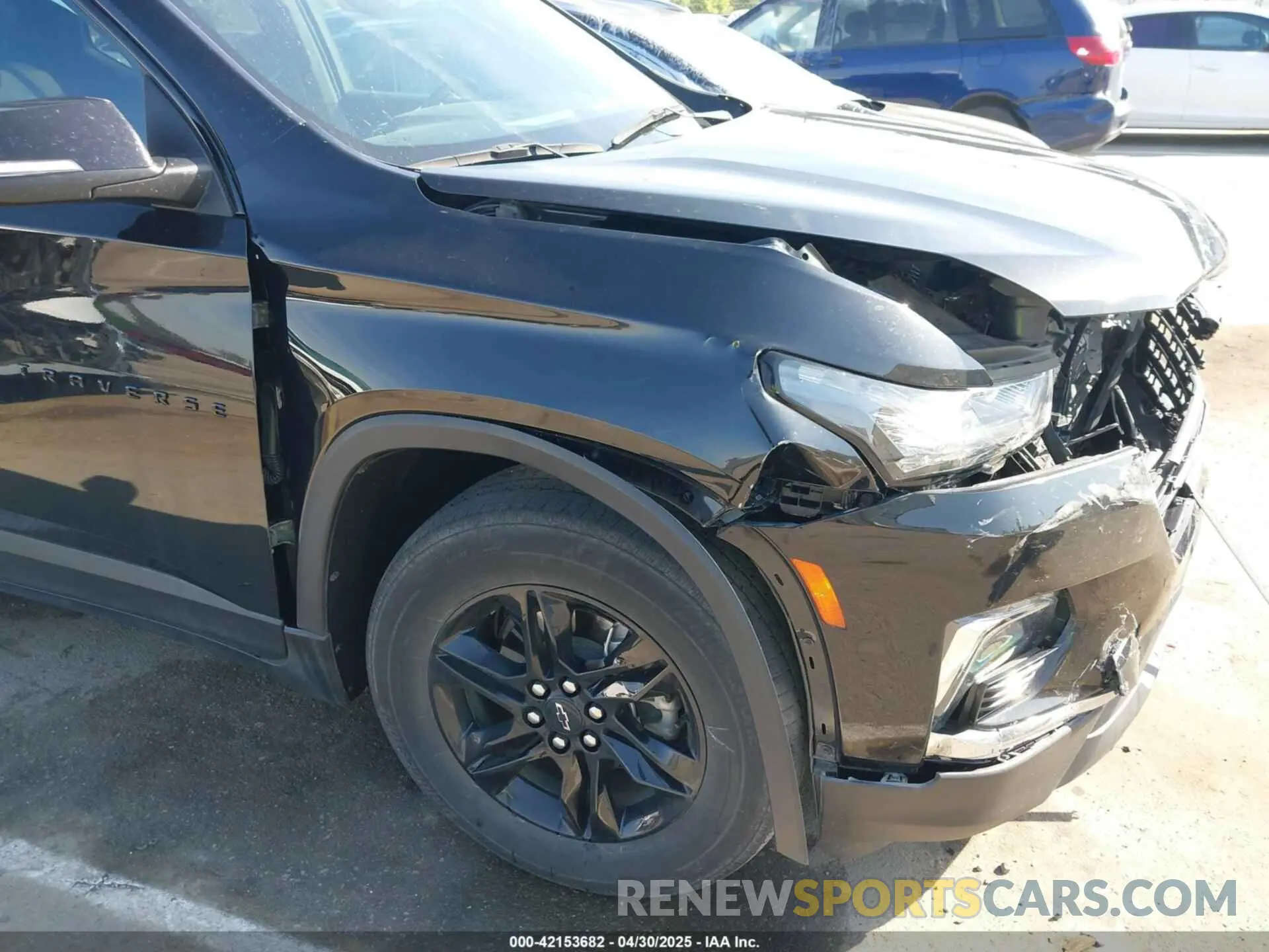 19 Photograph of a damaged car 1GNEVGKW9PJ296374 CHEVROLET TRAVERSE 2023