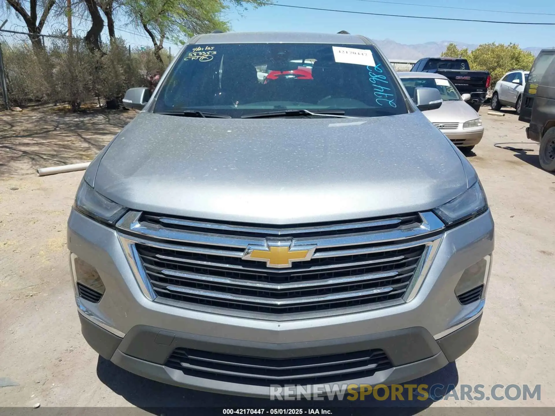 12 Фотография поврежденного автомобиля 1GNEVGKWXPJ274982 CHEVROLET TRAVERSE 2023