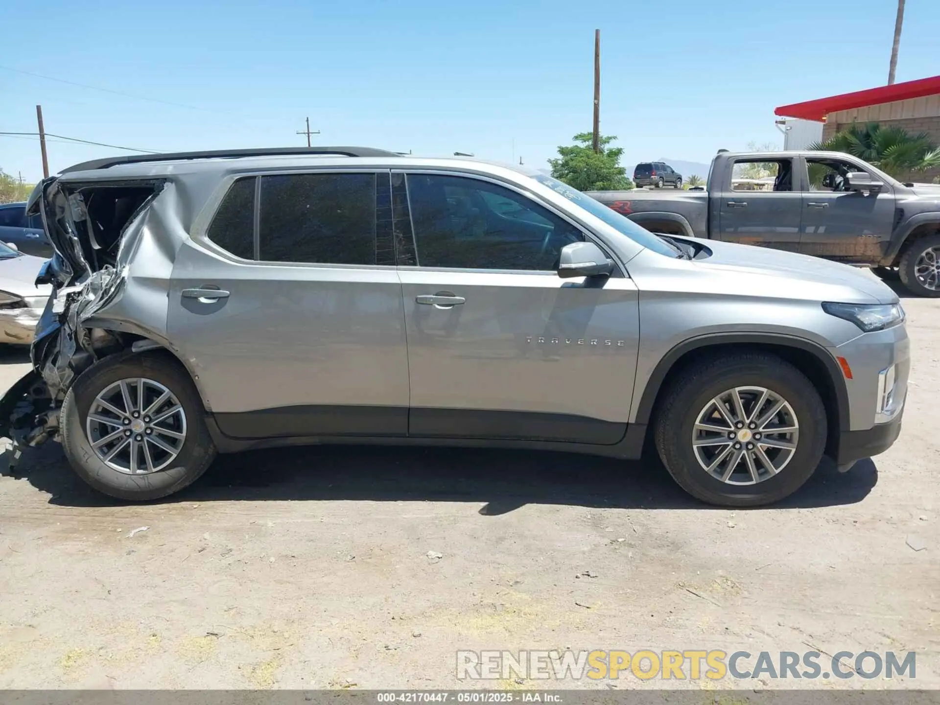 13 Фотография поврежденного автомобиля 1GNEVGKWXPJ274982 CHEVROLET TRAVERSE 2023