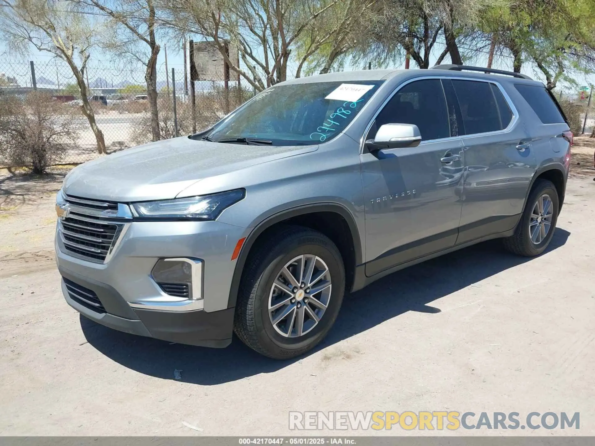2 Фотография поврежденного автомобиля 1GNEVGKWXPJ274982 CHEVROLET TRAVERSE 2023