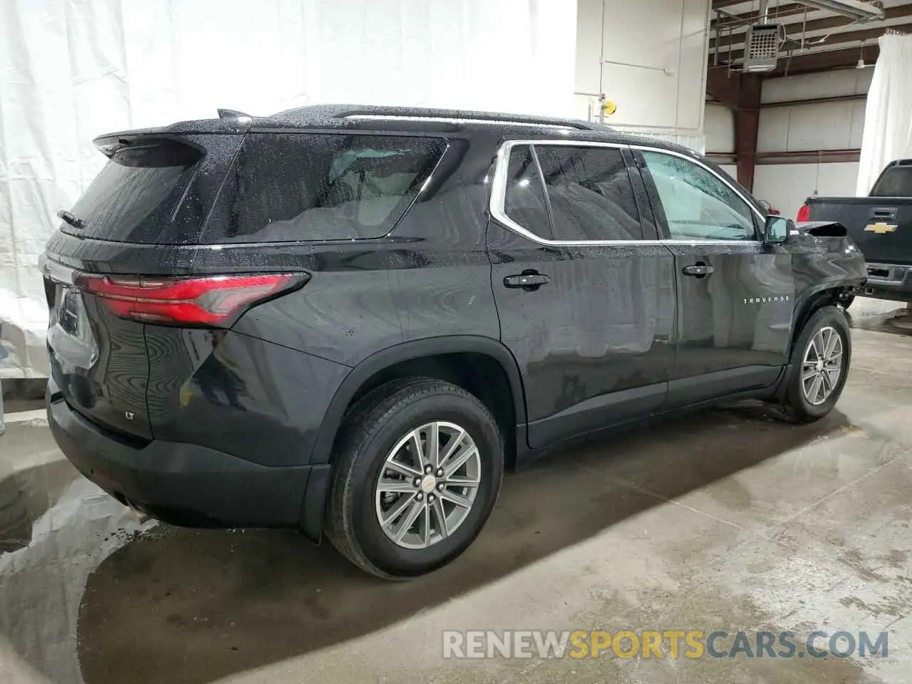 3 Photograph of a damaged car 1GNEVGKWXPJ313361 CHEVROLET TRAVERSE 2023