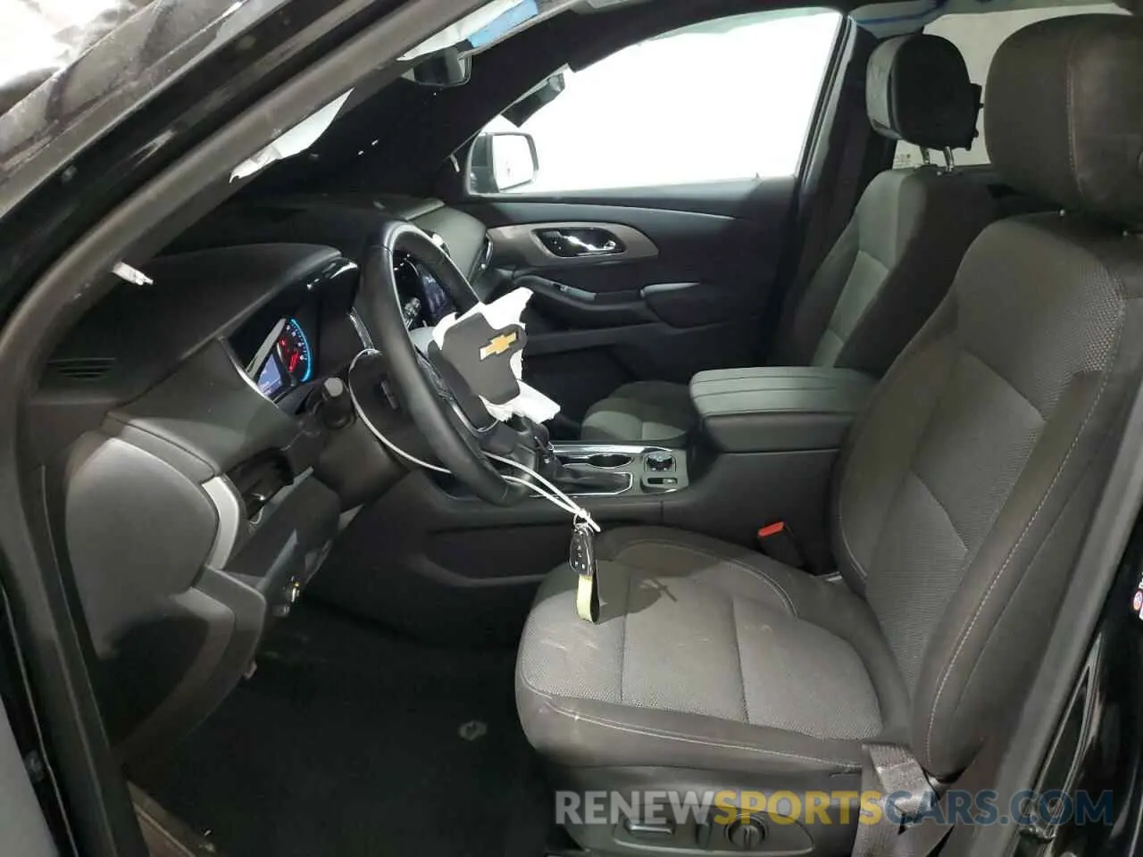 7 Photograph of a damaged car 1GNEVGKWXPJ313361 CHEVROLET TRAVERSE 2023