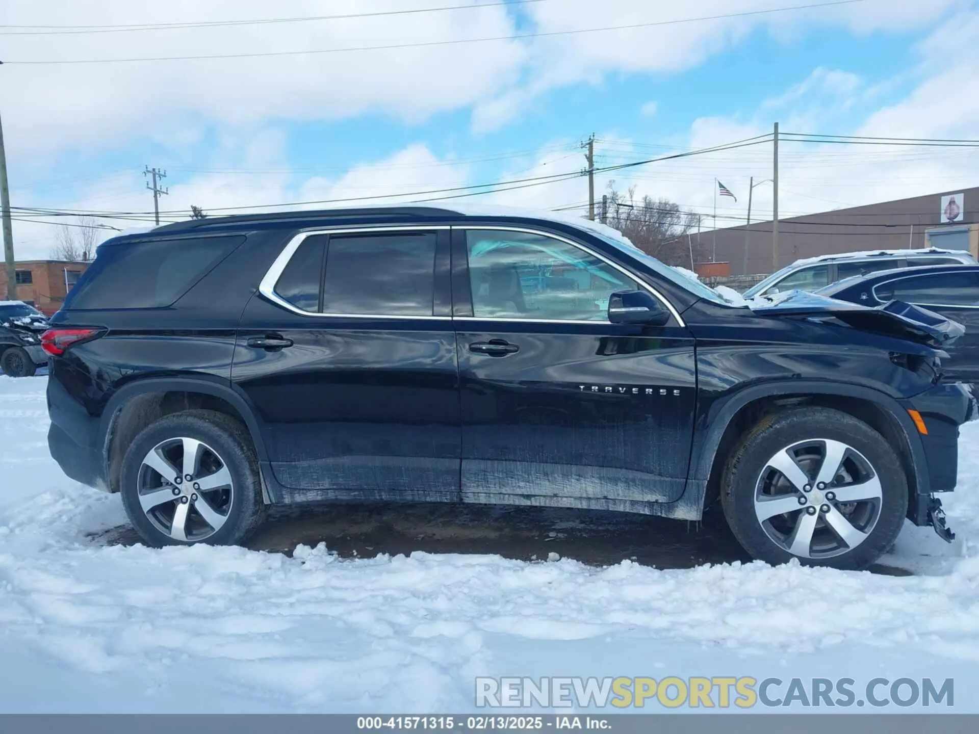 13 Photograph of a damaged car 1GNEVHKW0PJ154971 CHEVROLET TRAVERSE 2023