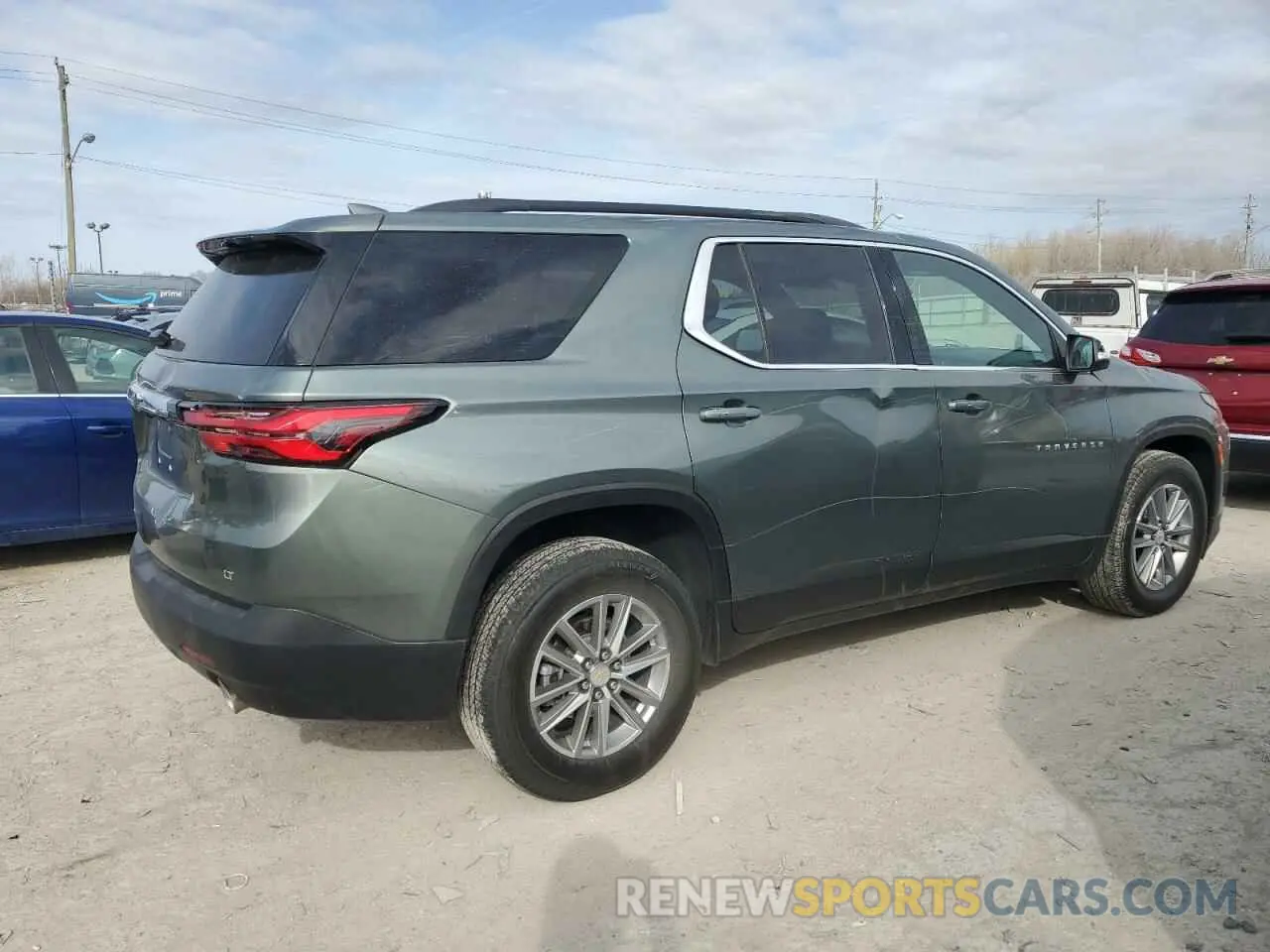 3 Photograph of a damaged car 1GNEVHKW1PJ169690 CHEVROLET TRAVERSE 2023