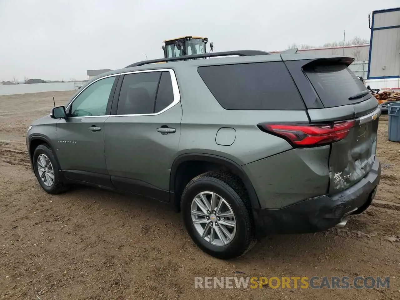 2 Photograph of a damaged car 1GNEVHKW2PJ123866 CHEVROLET TRAVERSE 2023