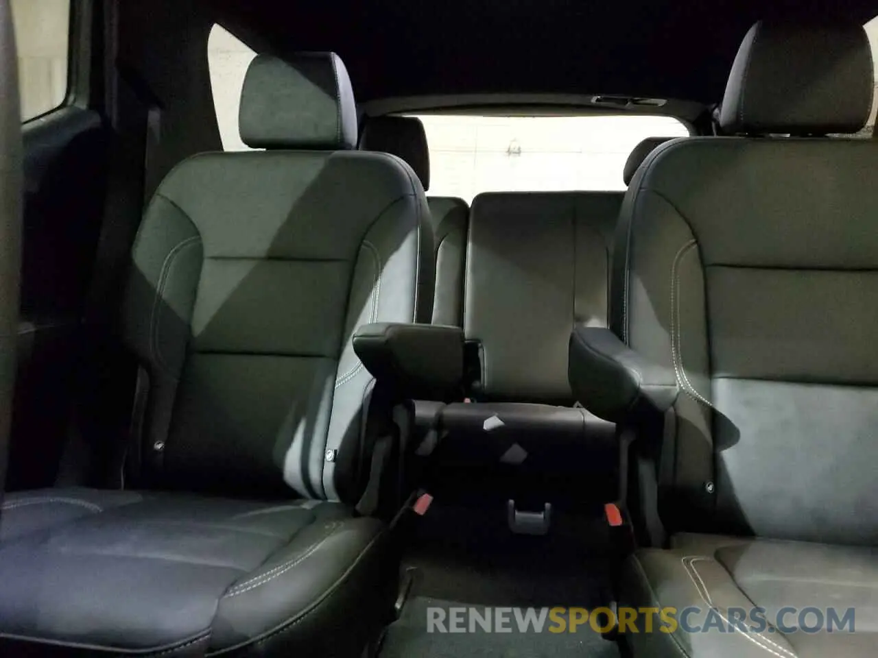 10 Фотография поврежденного автомобиля 1GNEVHKW3PJ146475 CHEVROLET TRAVERSE 2023
