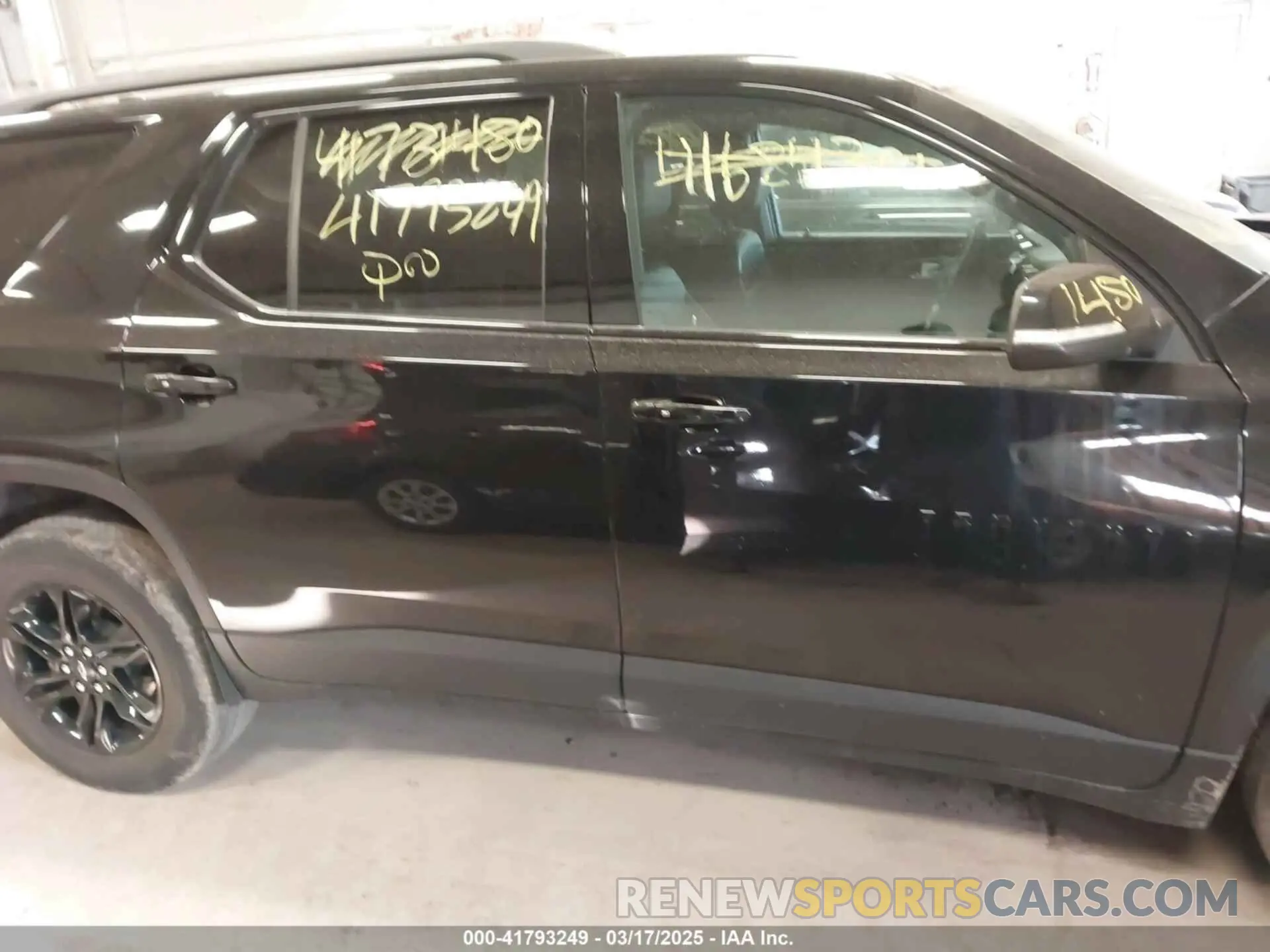 14 Photograph of a damaged car 1GNEVHKW5PJ164766 CHEVROLET TRAVERSE 2023