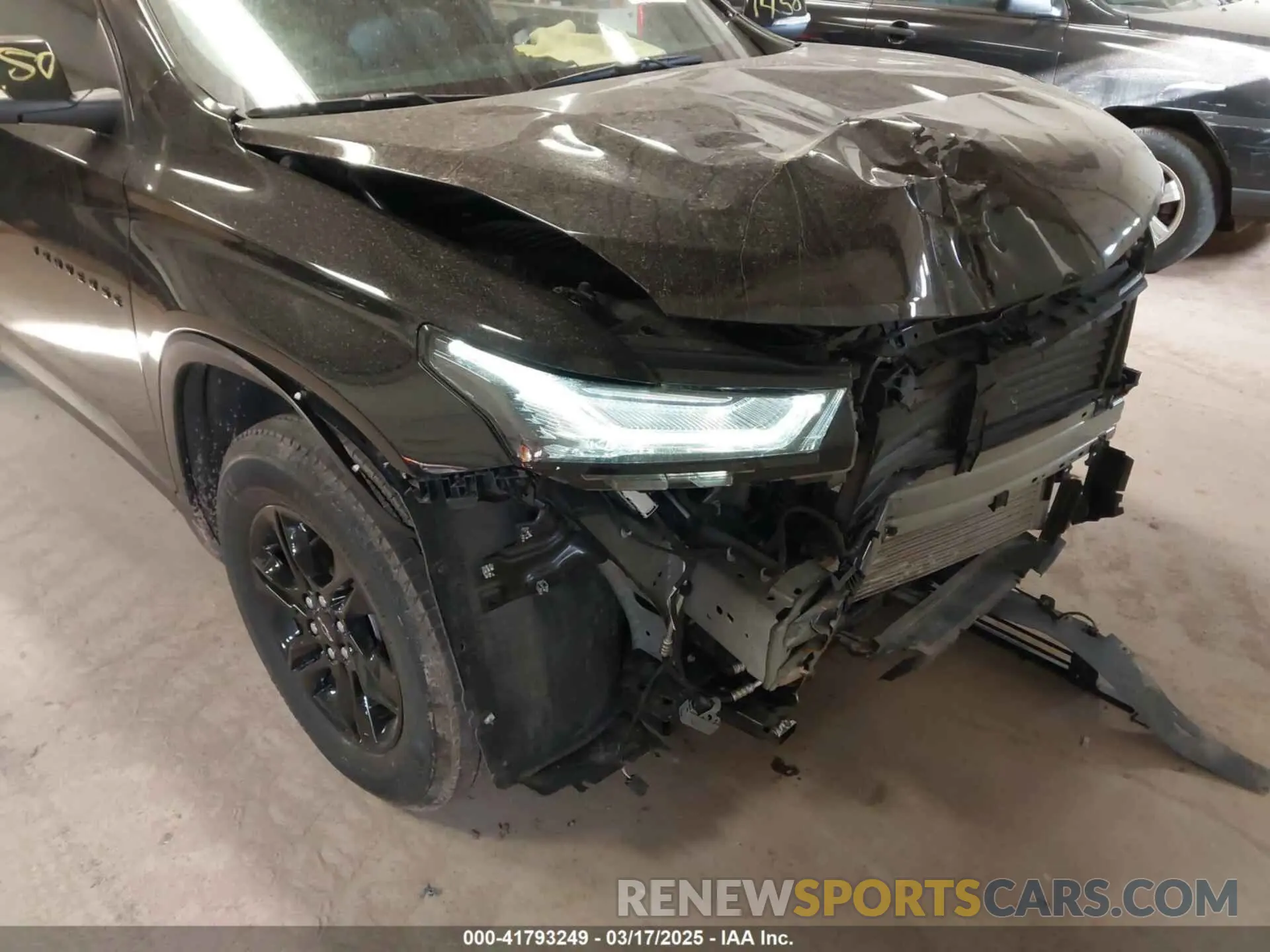 6 Photograph of a damaged car 1GNEVHKW5PJ164766 CHEVROLET TRAVERSE 2023