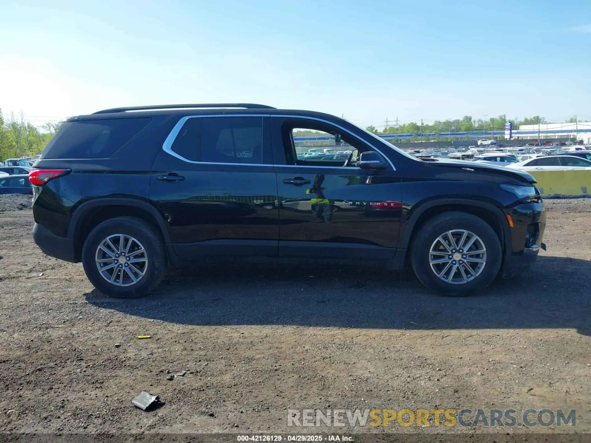 13 Photograph of a damaged car 1GNEVHKW6PJ184282 CHEVROLET TRAVERSE 2023