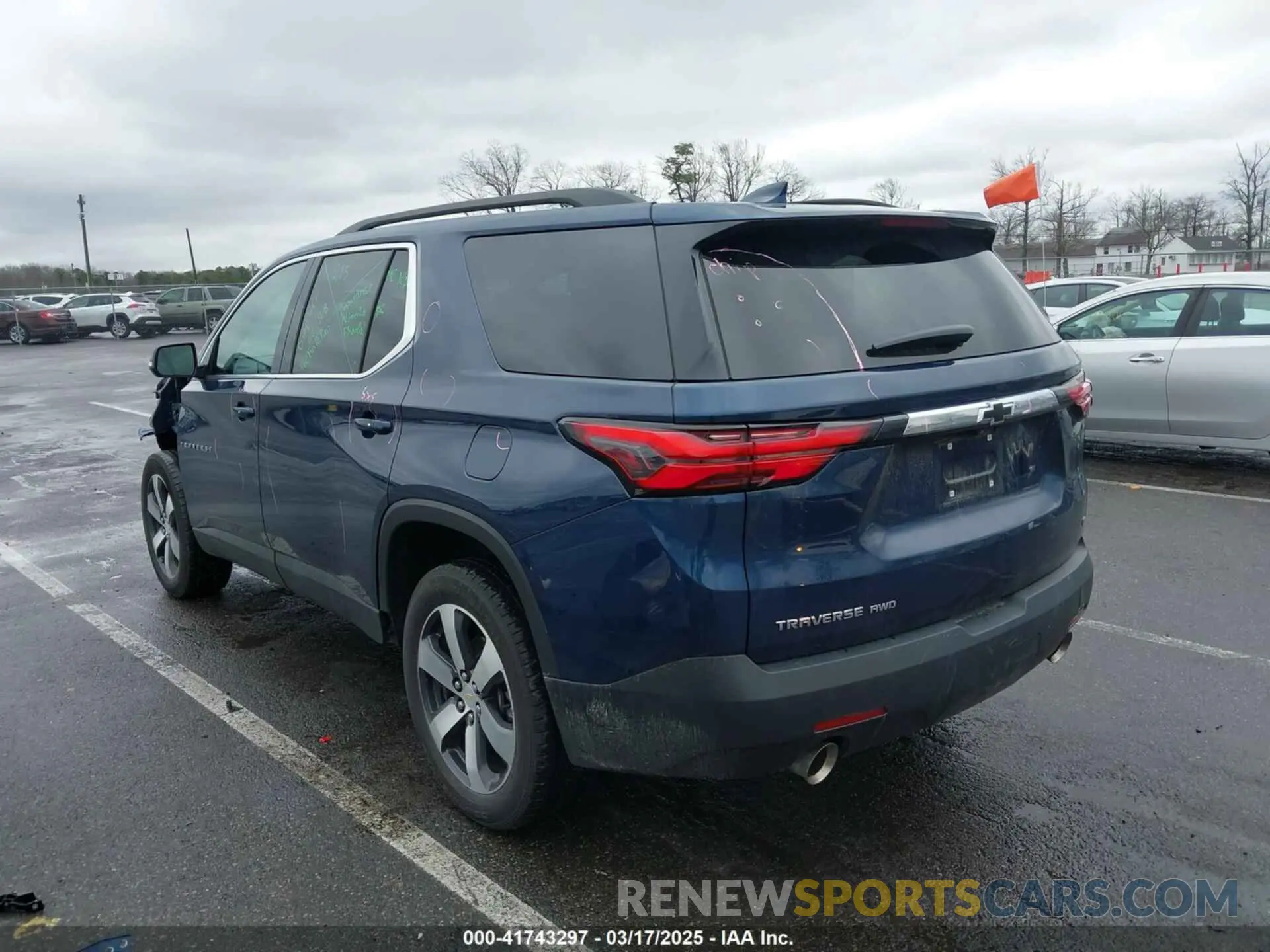3 Photograph of a damaged car 1GNEVHKW8PJ288112 CHEVROLET TRAVERSE 2023